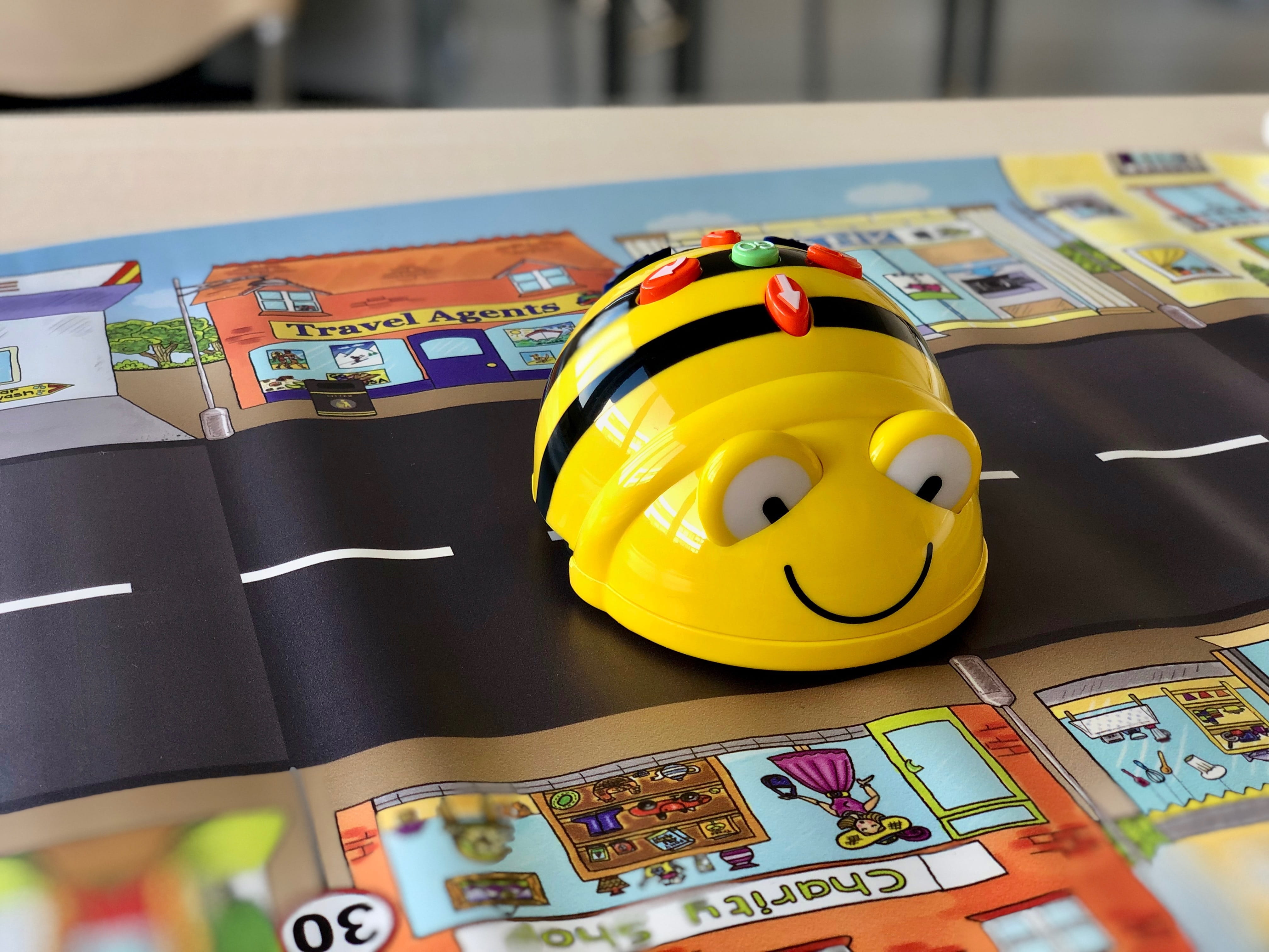 bee, robot, robotics, think, coding, science, creativity, research