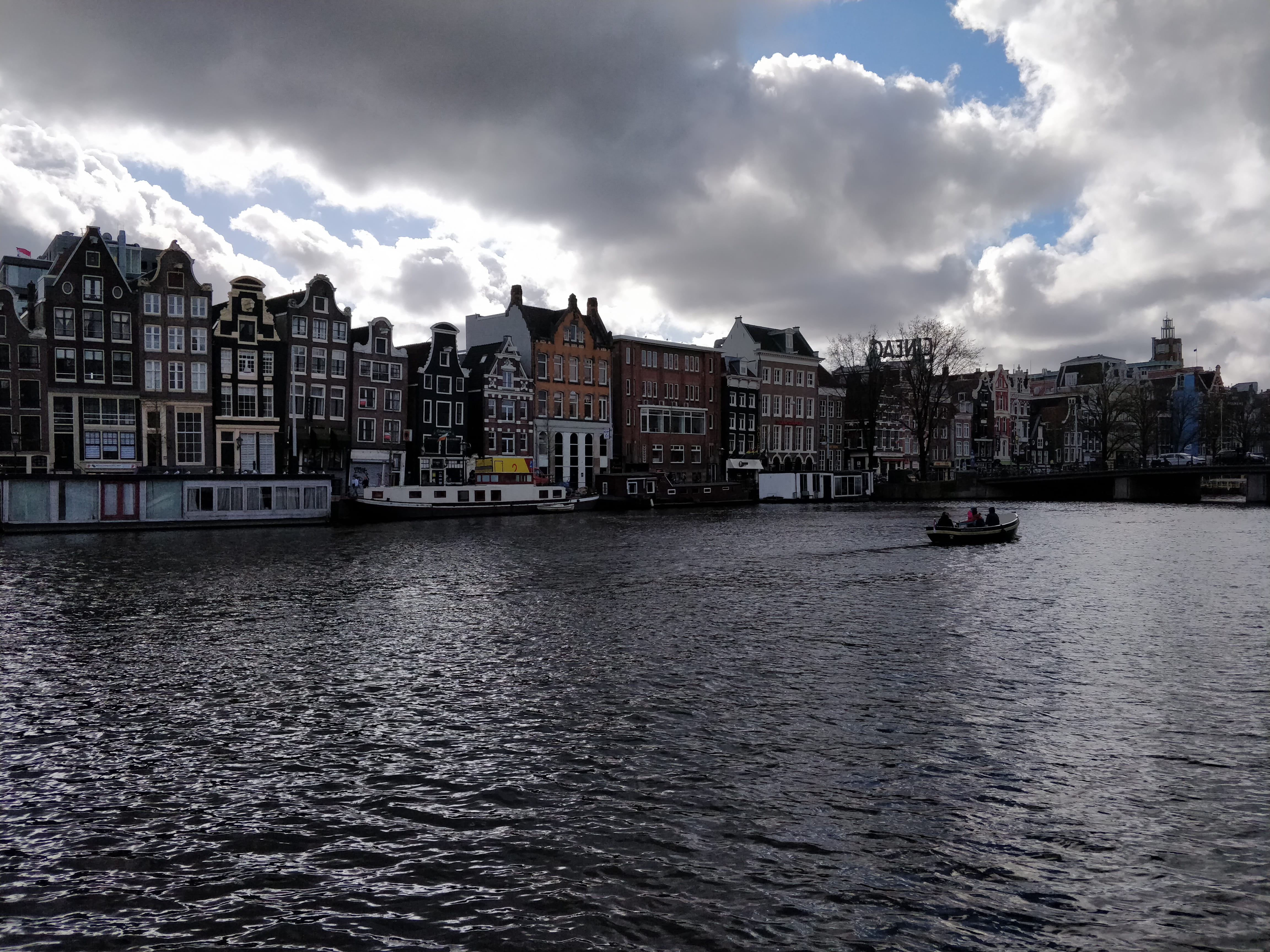 cloud - sky, building exterior, water, architecture, built structure