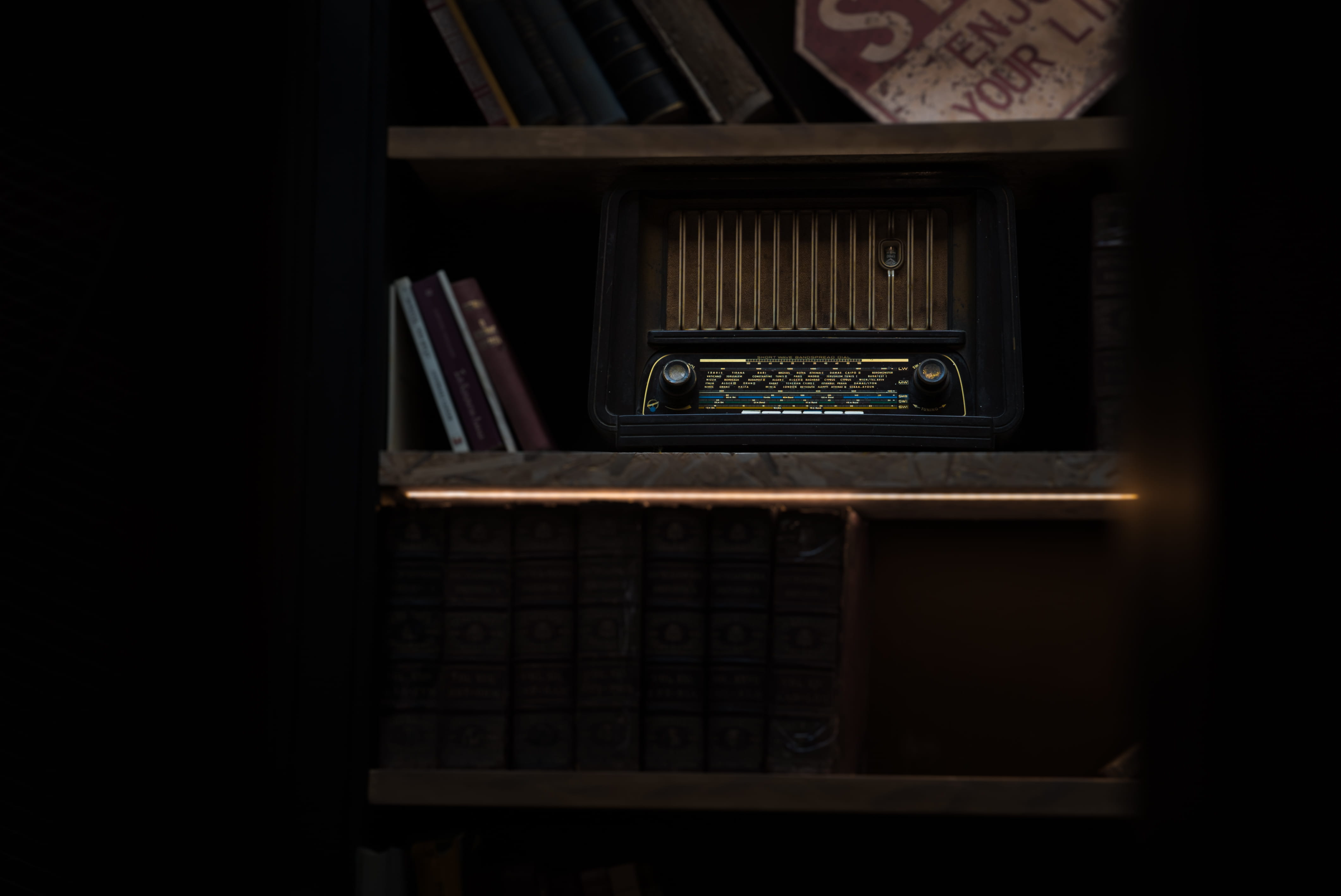 radio, shelf, vintage, old, retro, wireless, dark, room, books