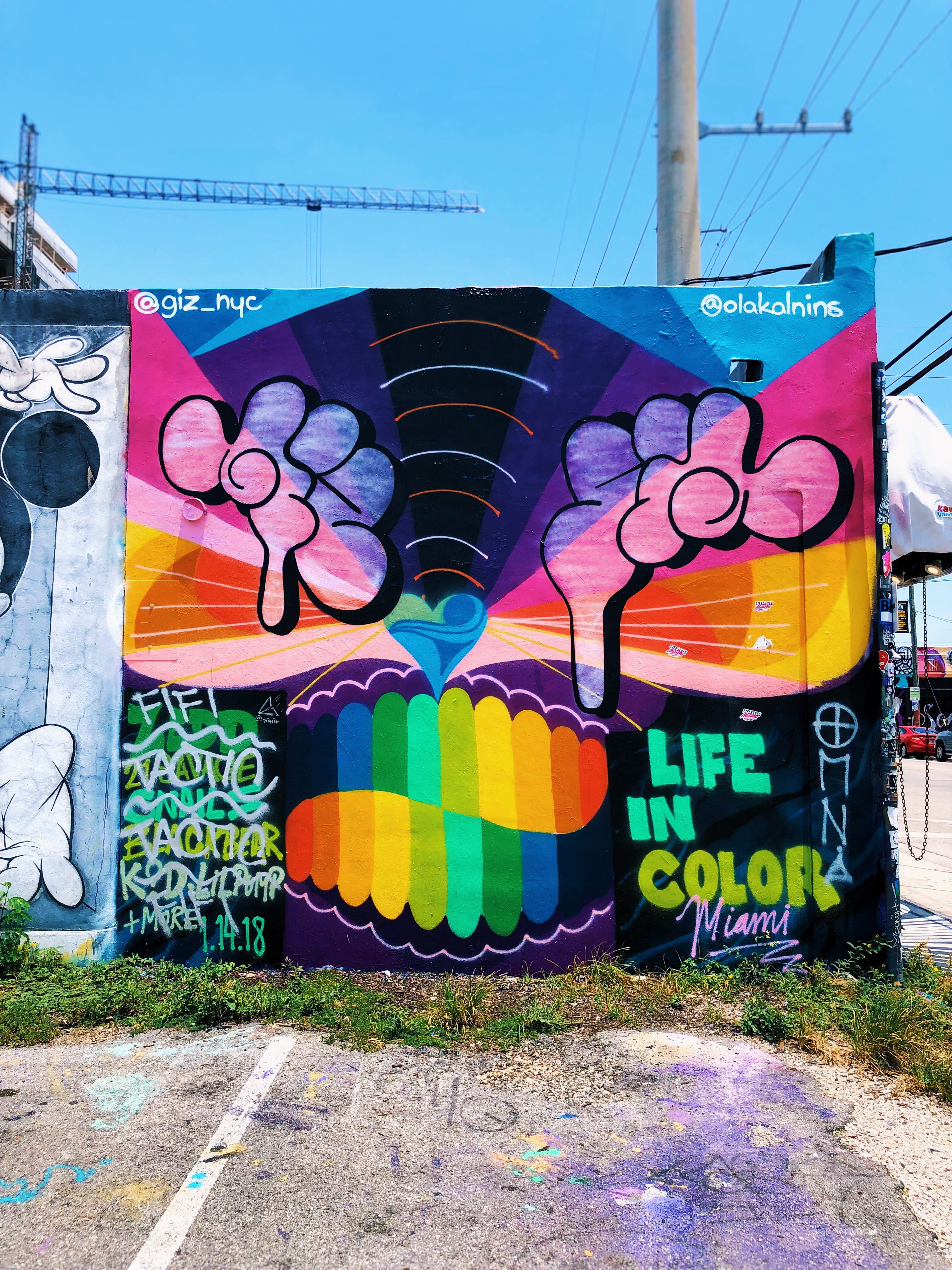 multicolored artwork wall, graffiti, multi colored, no people