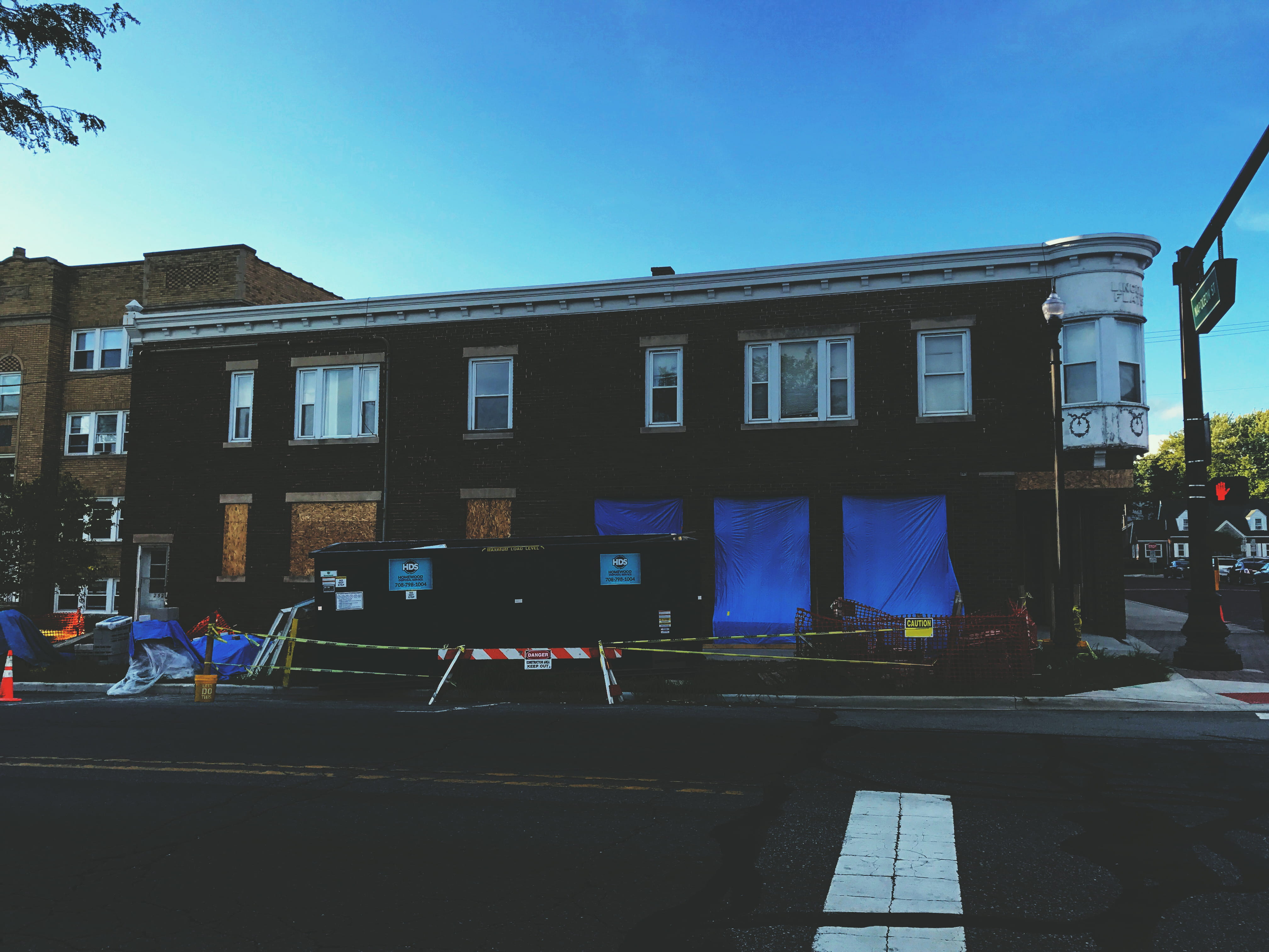 built structure, building exterior, architecture, sky, window