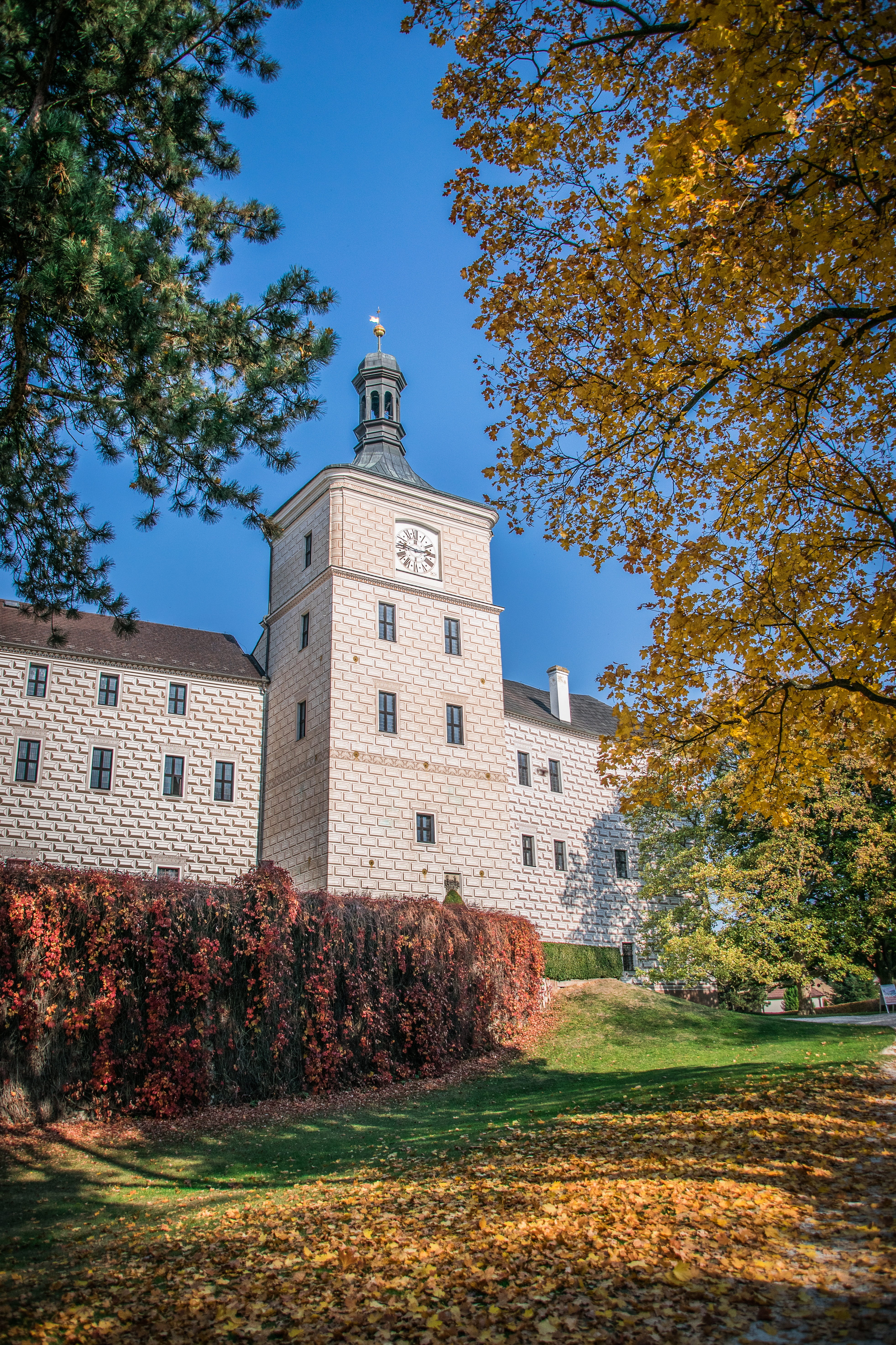 park, castle, architecture, historically, autumn, tree, built structure