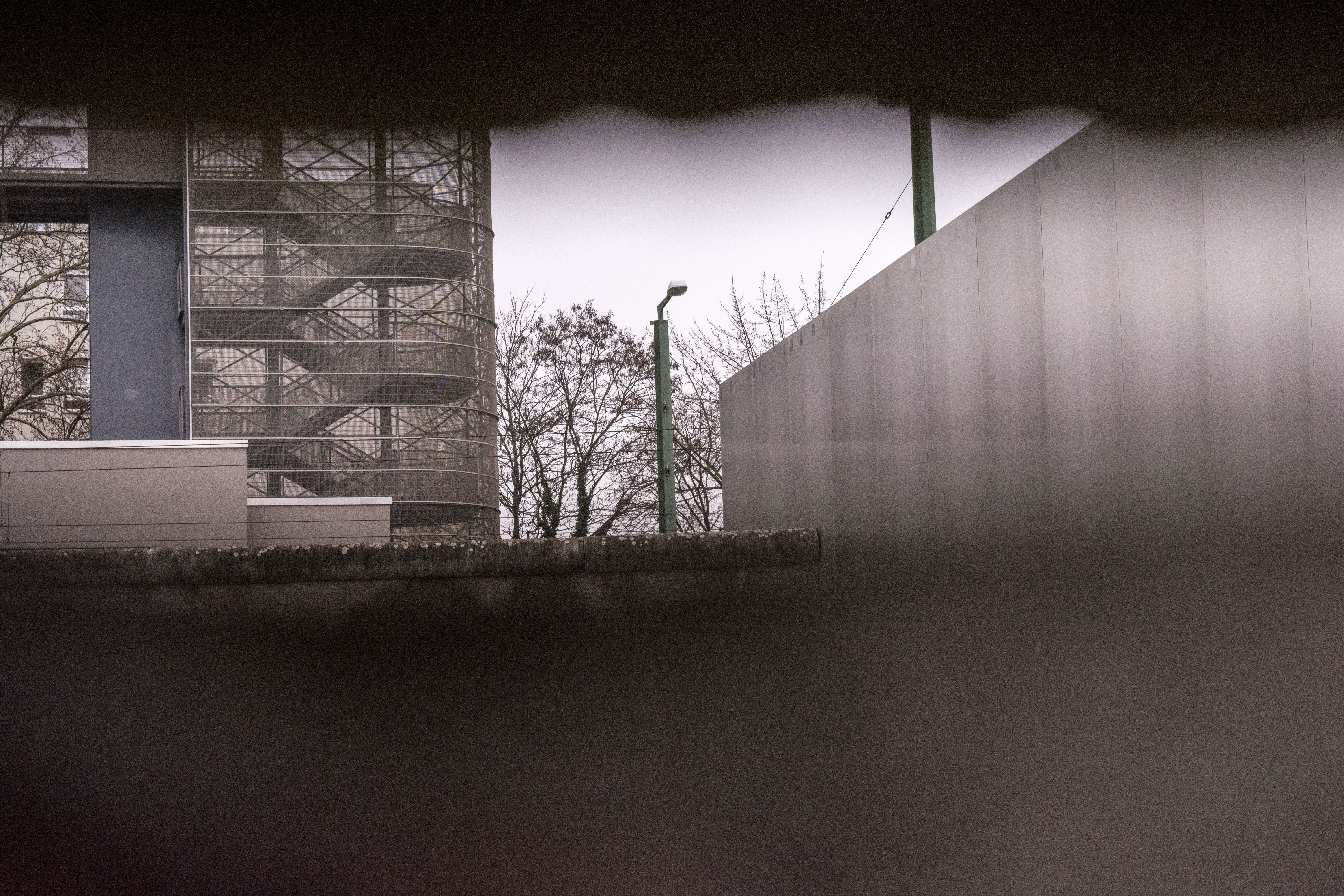 cloudy, grey, wall, berlin, tree, architecture, window, plant