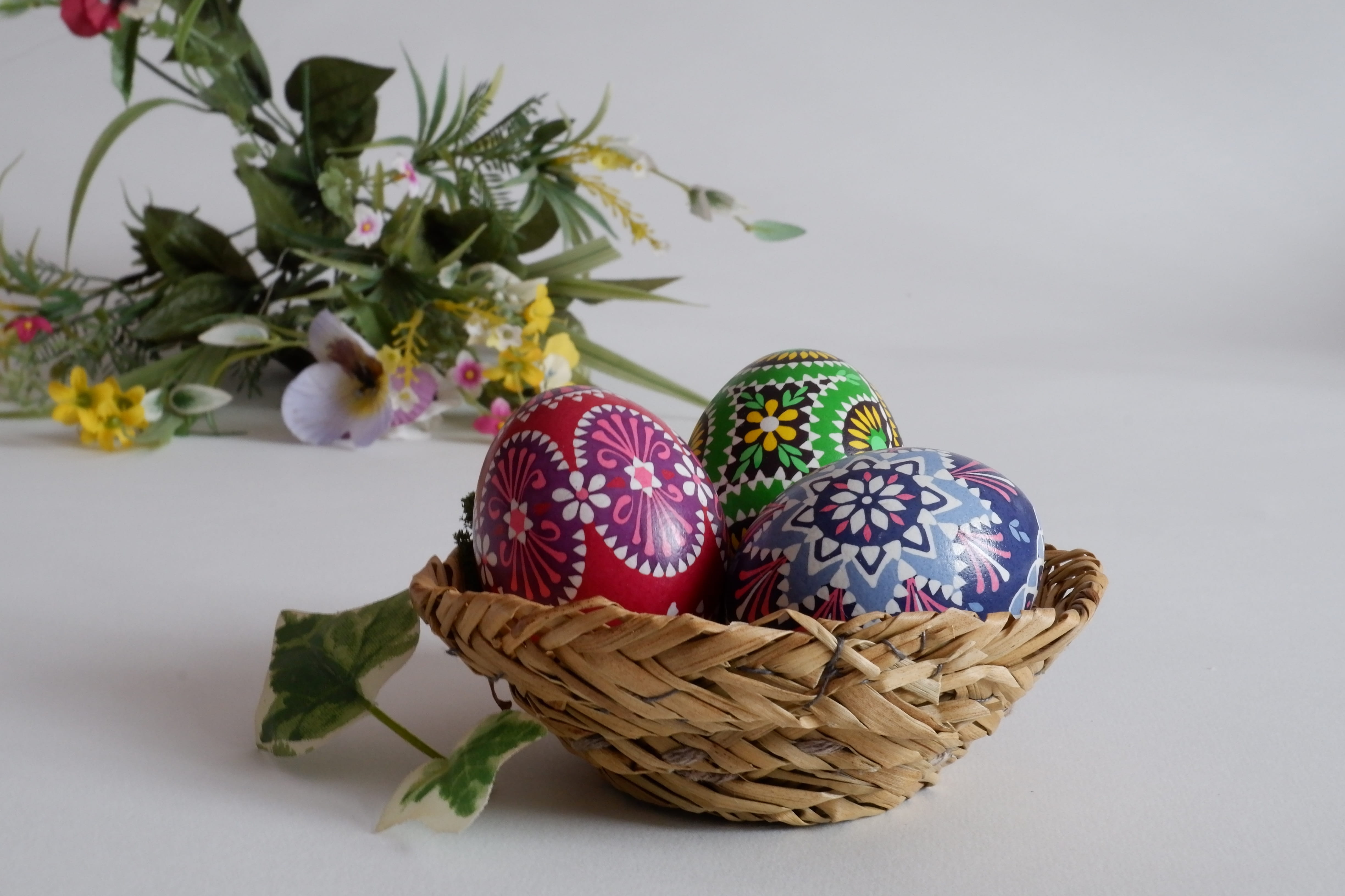 easter eggs, easter decor, happy easter, easter egg painting