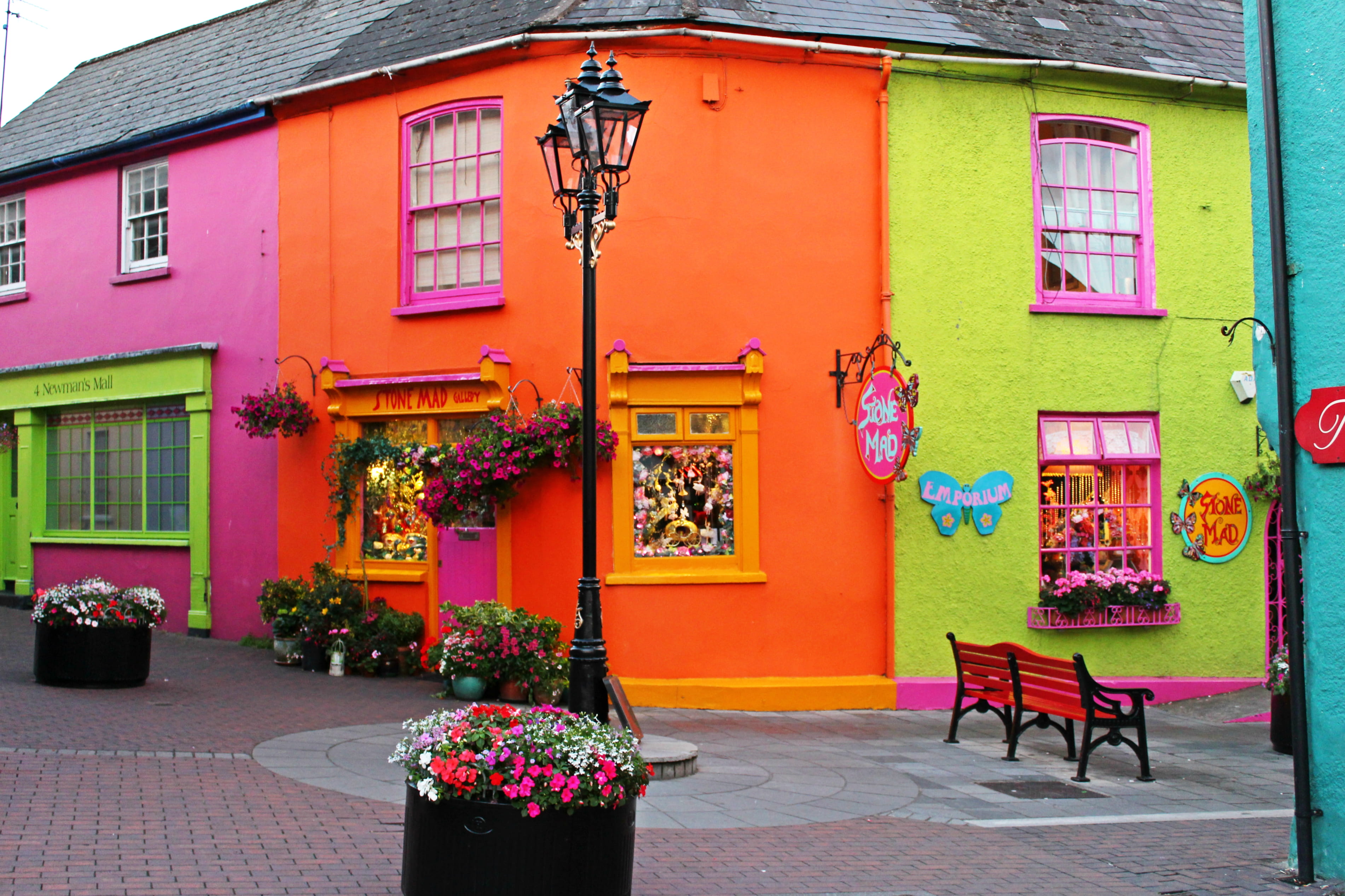 ireland, kinsale, colours, bright colors, houses, shops, building exterior