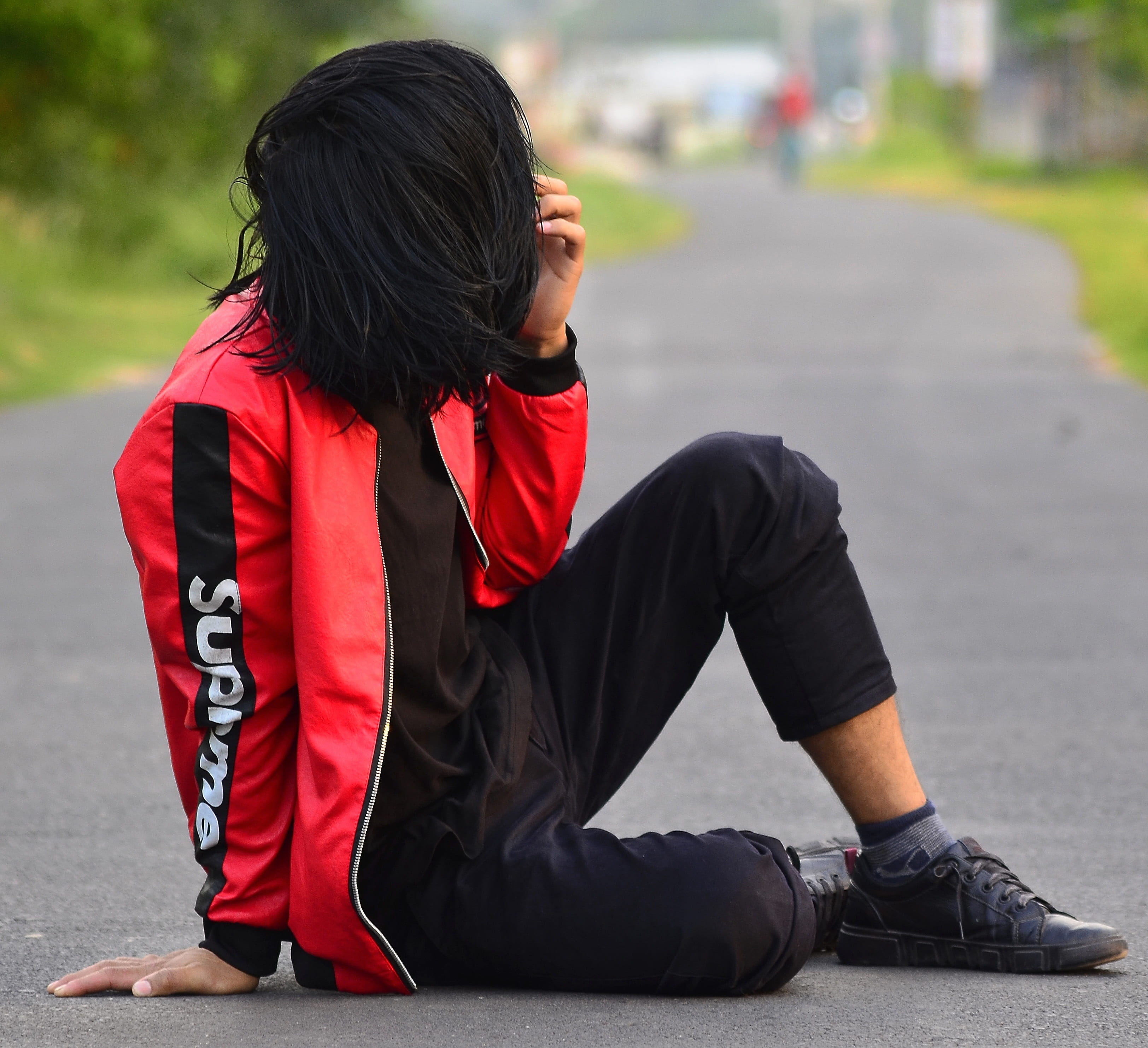 boy, stylistic, sadness, emotion, set down, on the road, red