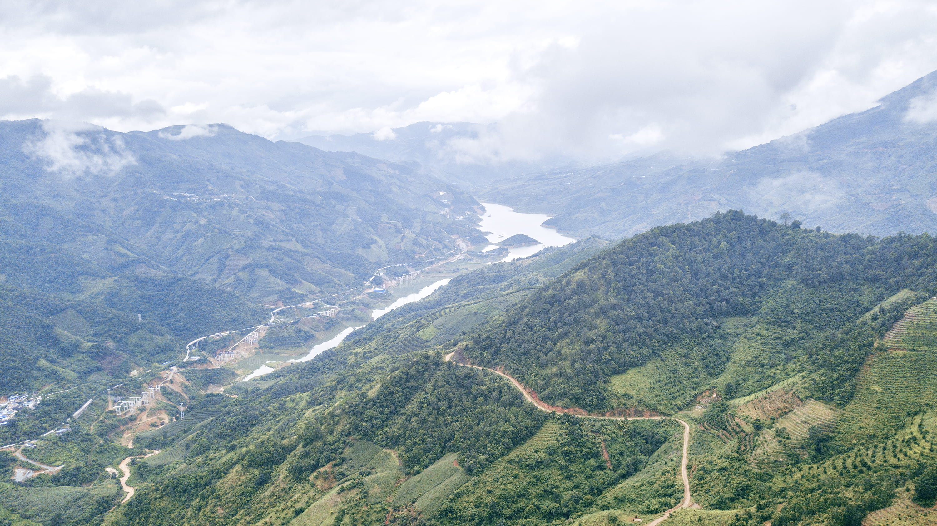 green mountains under white clouds during daytime, scenics - nature