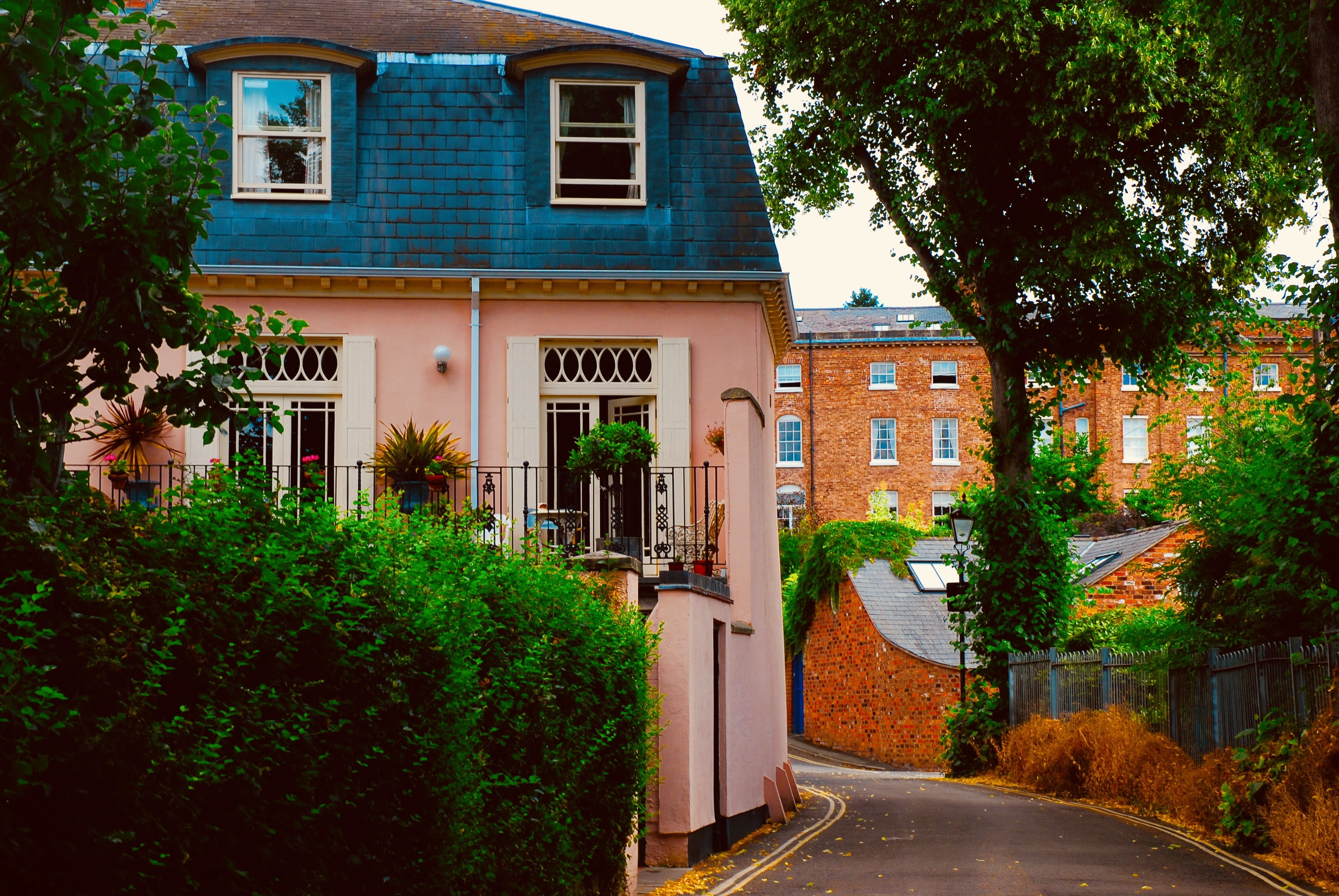 shrewsbury, united kingdom, trees, pink house, red brick, historic