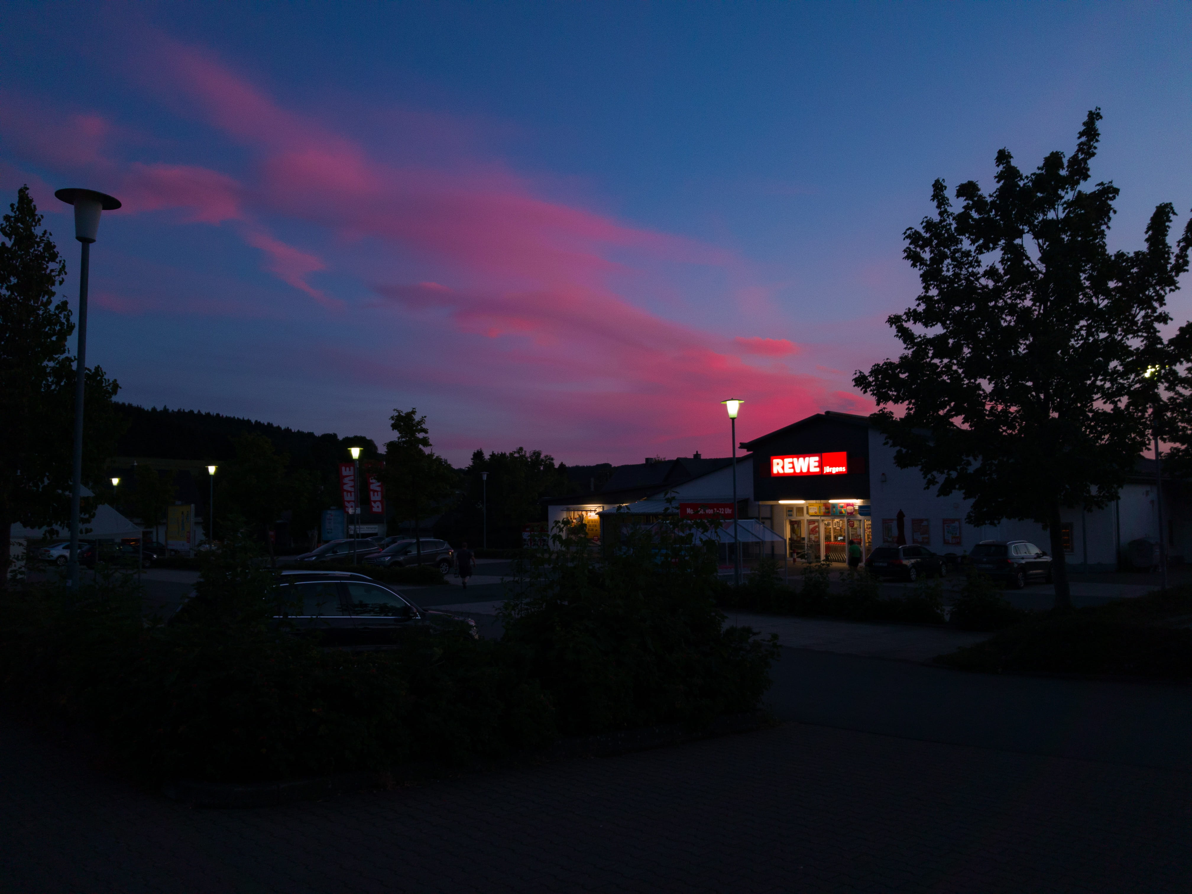 illuminated, architecture, building exterior, sky, built structure