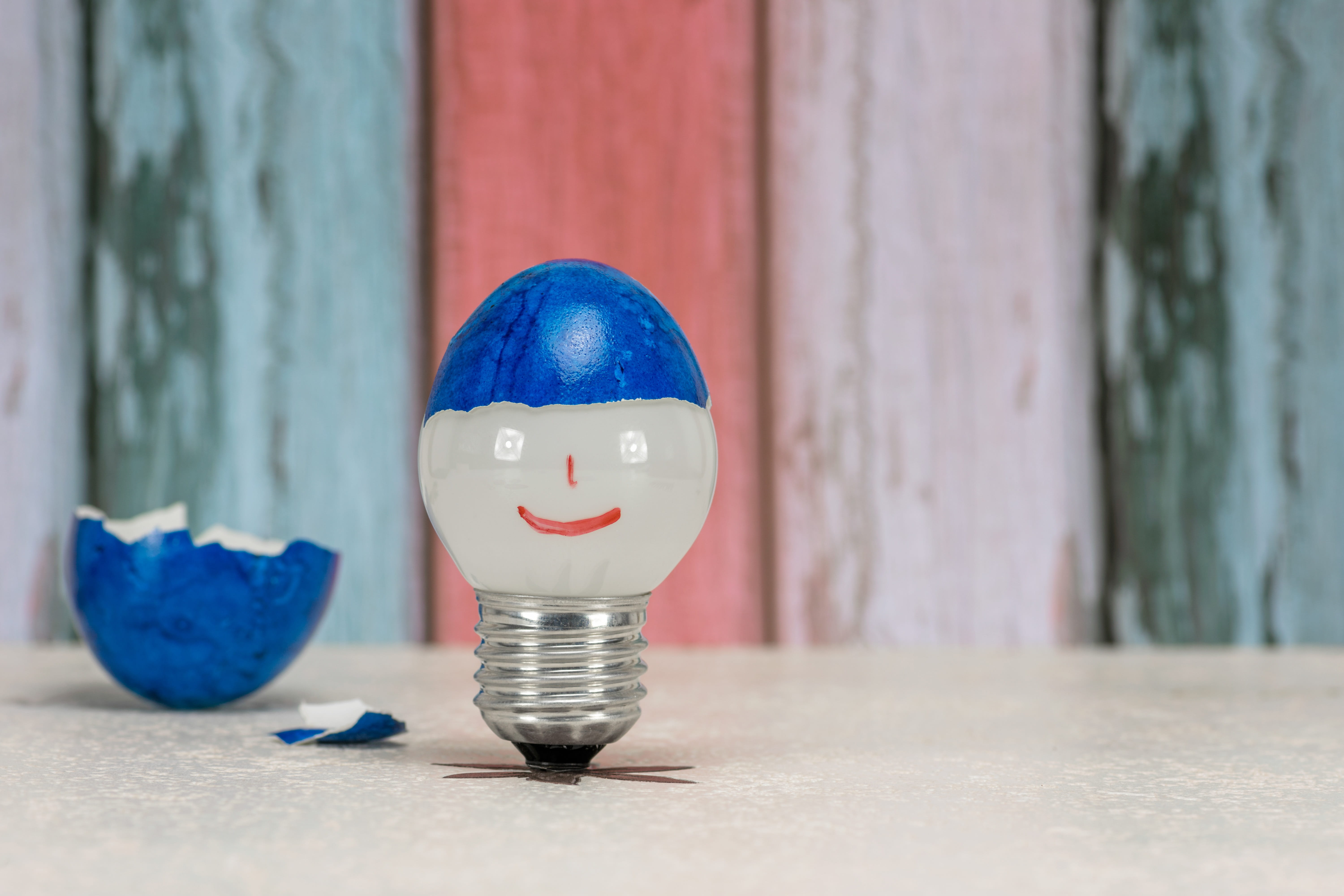 light bulb, eggshell, version, face, funny, energy, thread