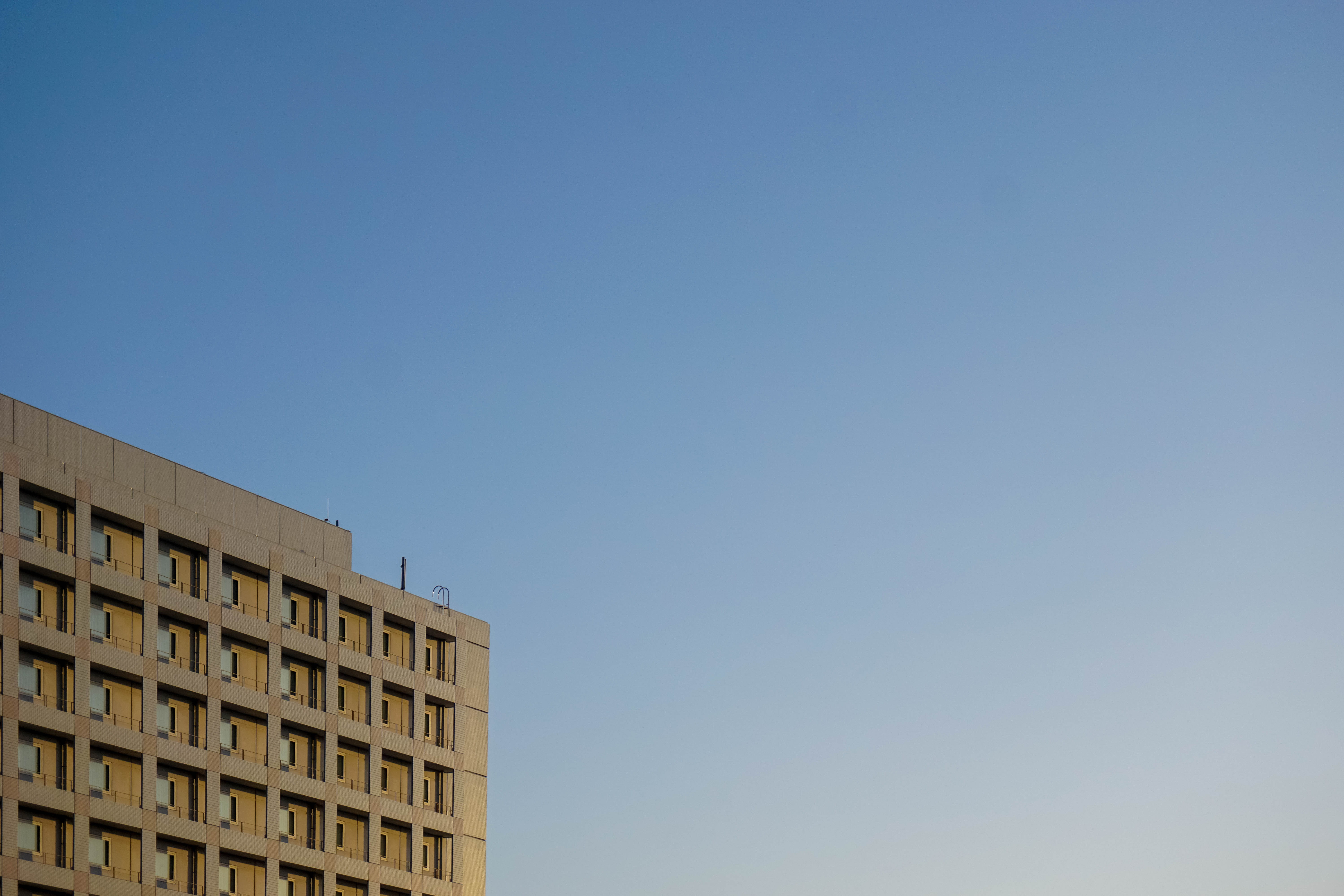 sky, architecture, simple, building, built structure, copy space