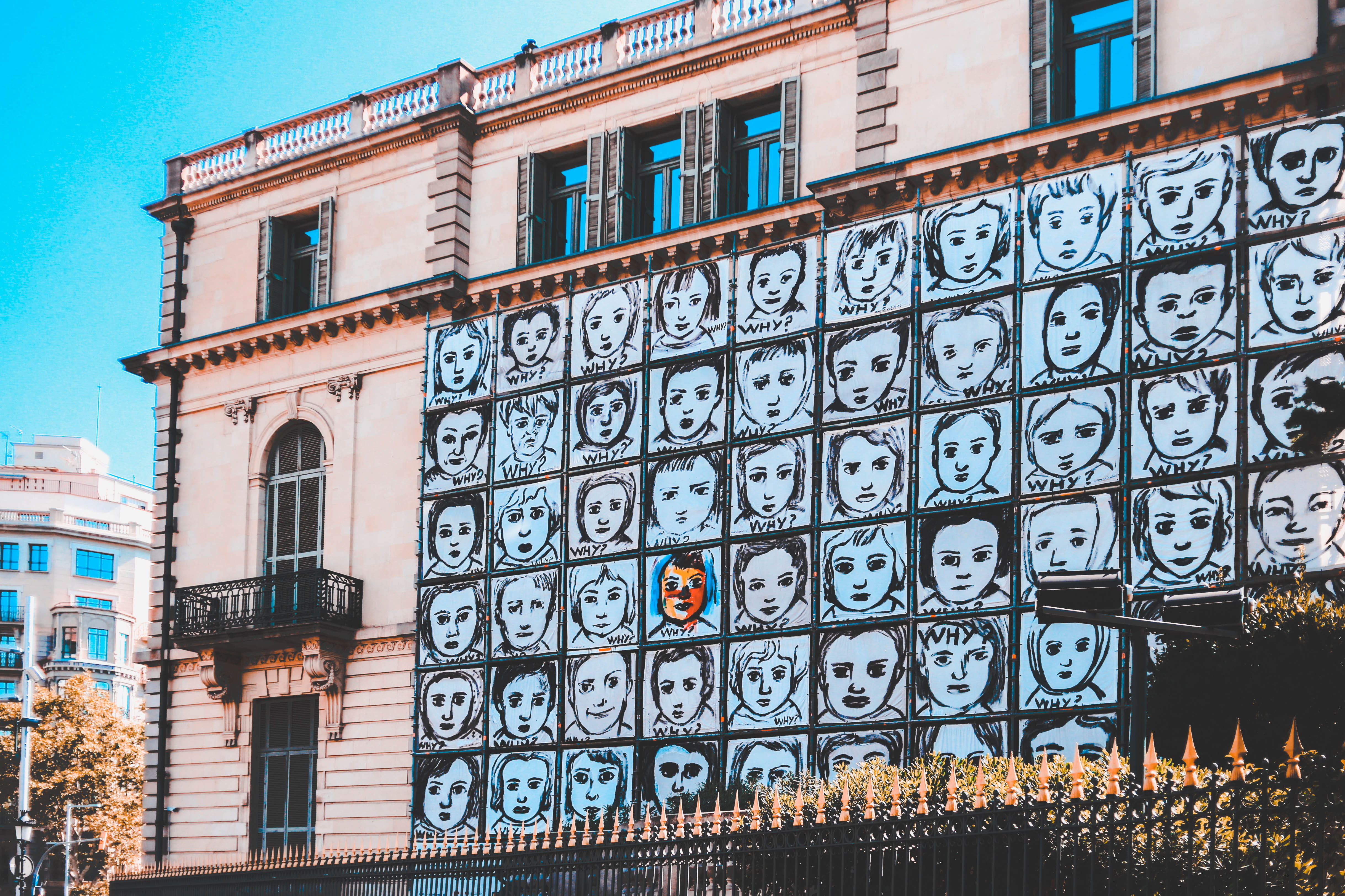 assorted-faces building wall decor, architecture, built structure