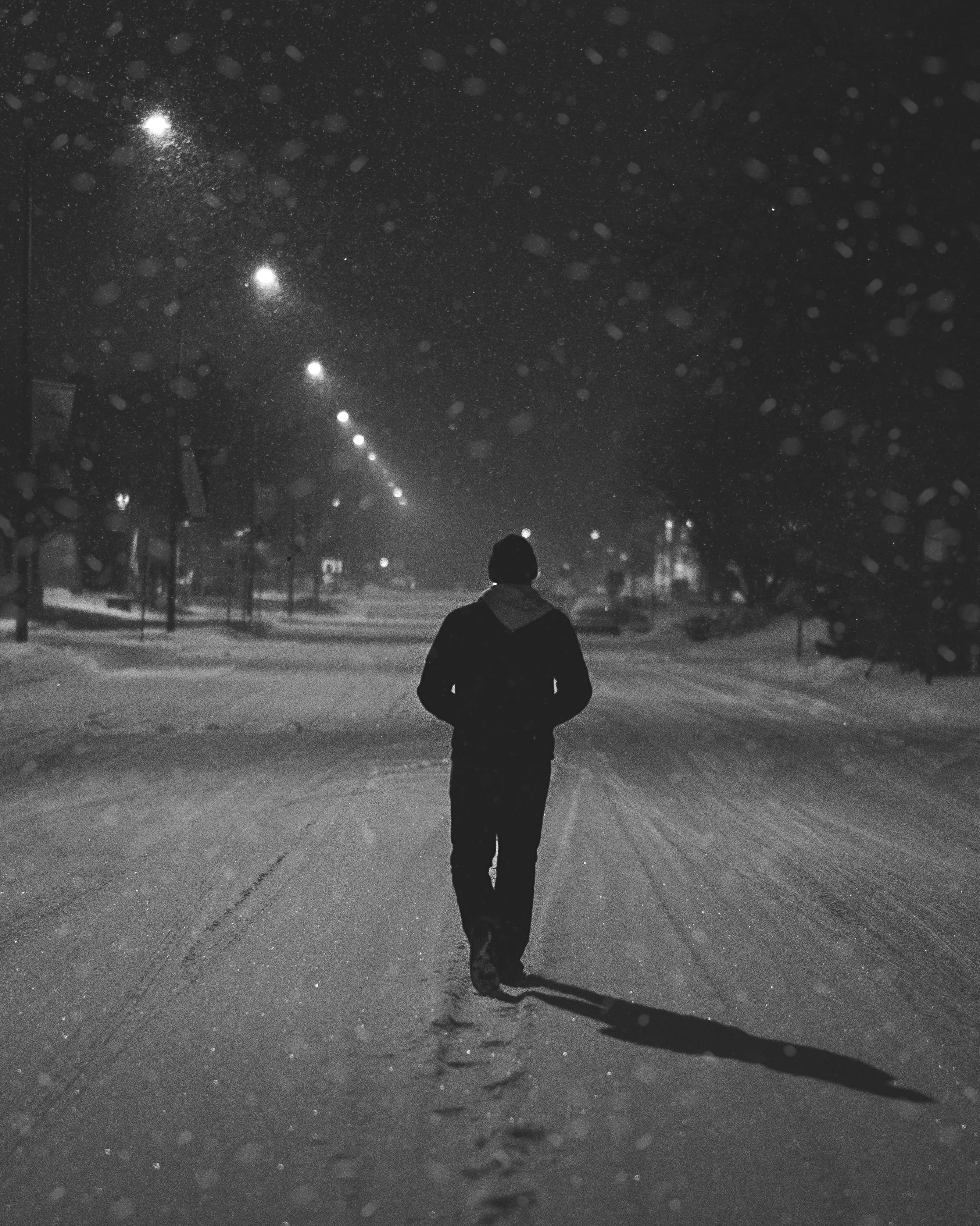 snow, street, bandw, cold, night, alone, man, walking, late
