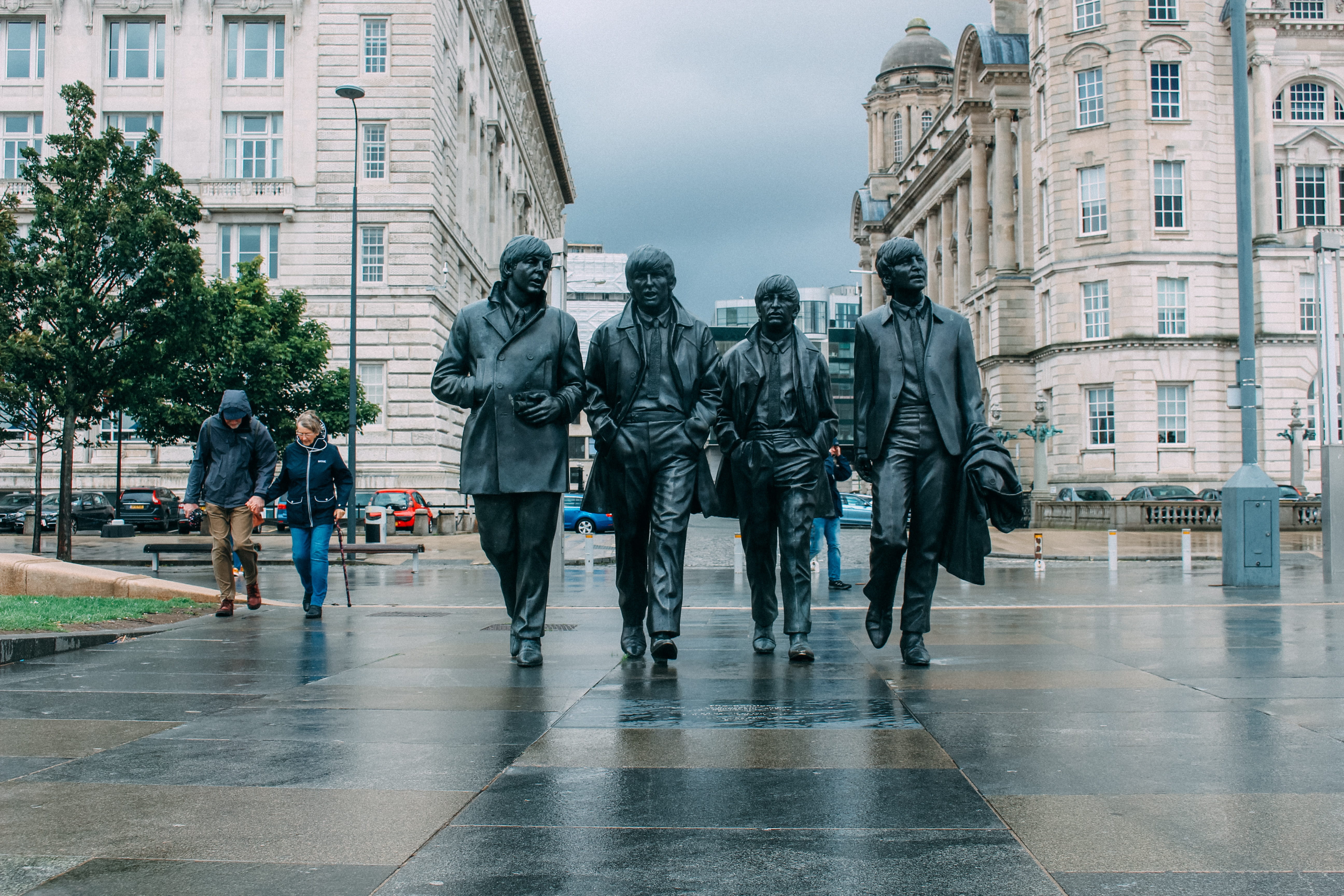 beatle, liverpool, raining, the beatles, music, statue, the story of the beatles