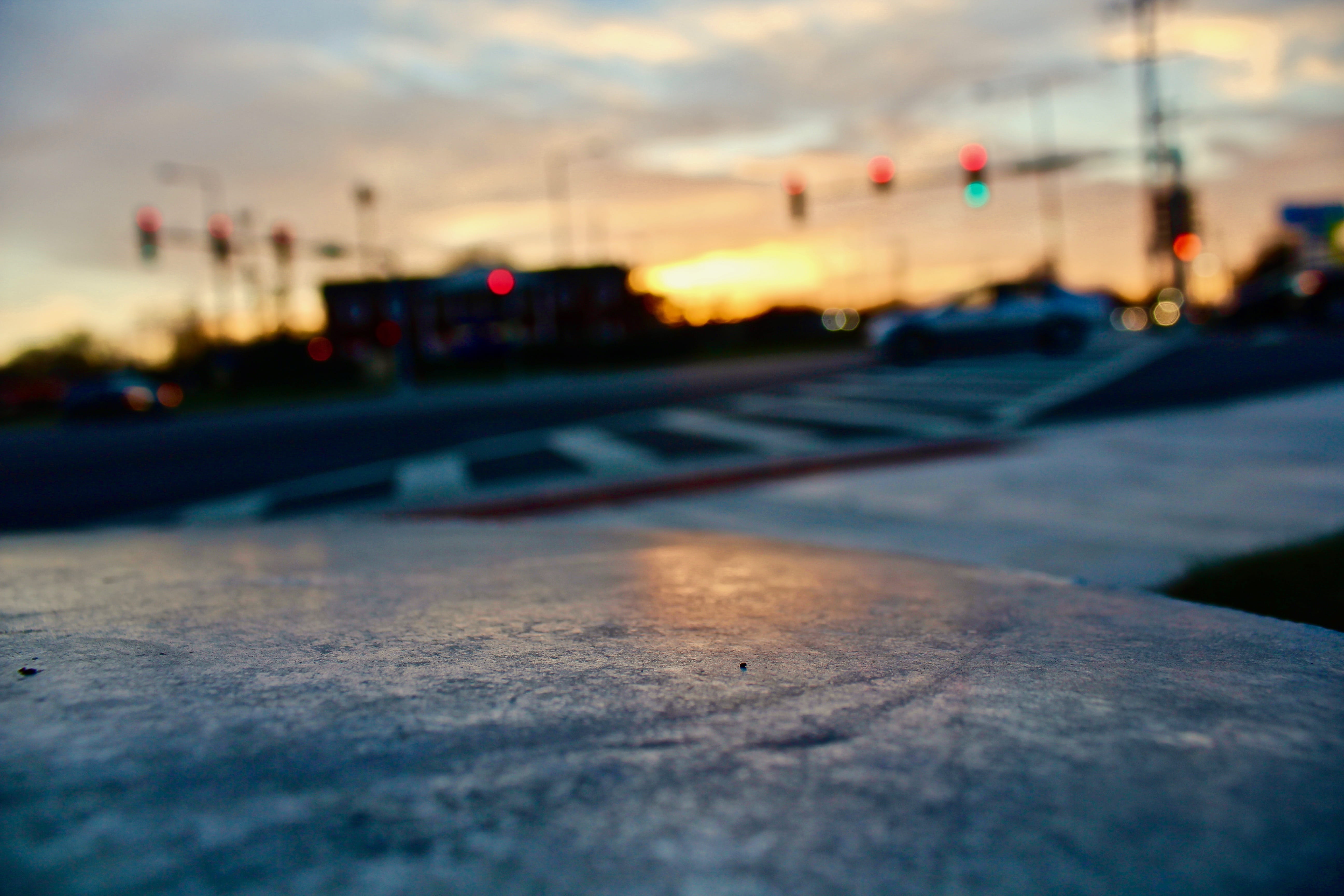 traffic light, sunset, intersection, road, car, closeup, texture