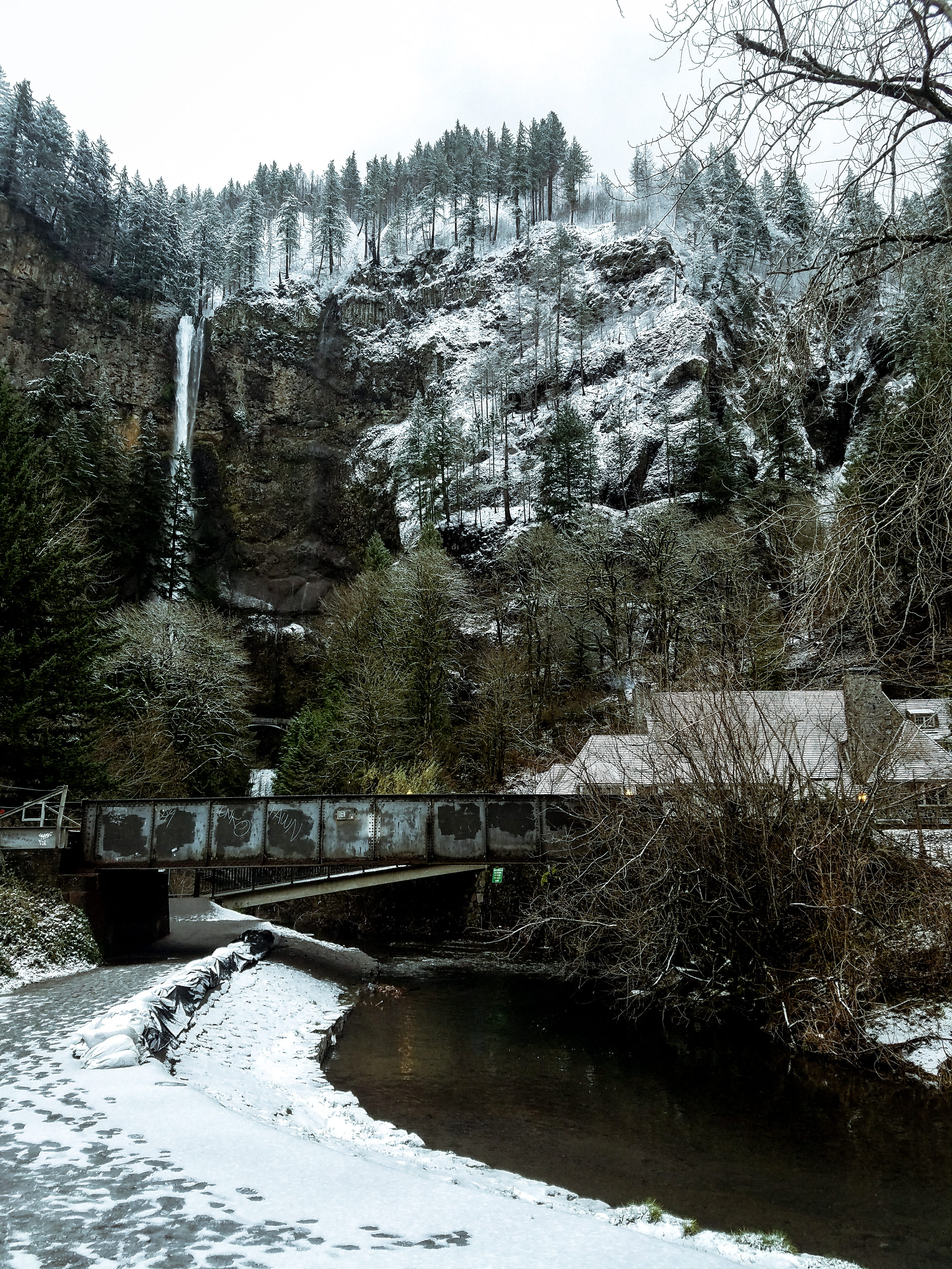 united states, multnomah falls, waterfall, railroad, winter