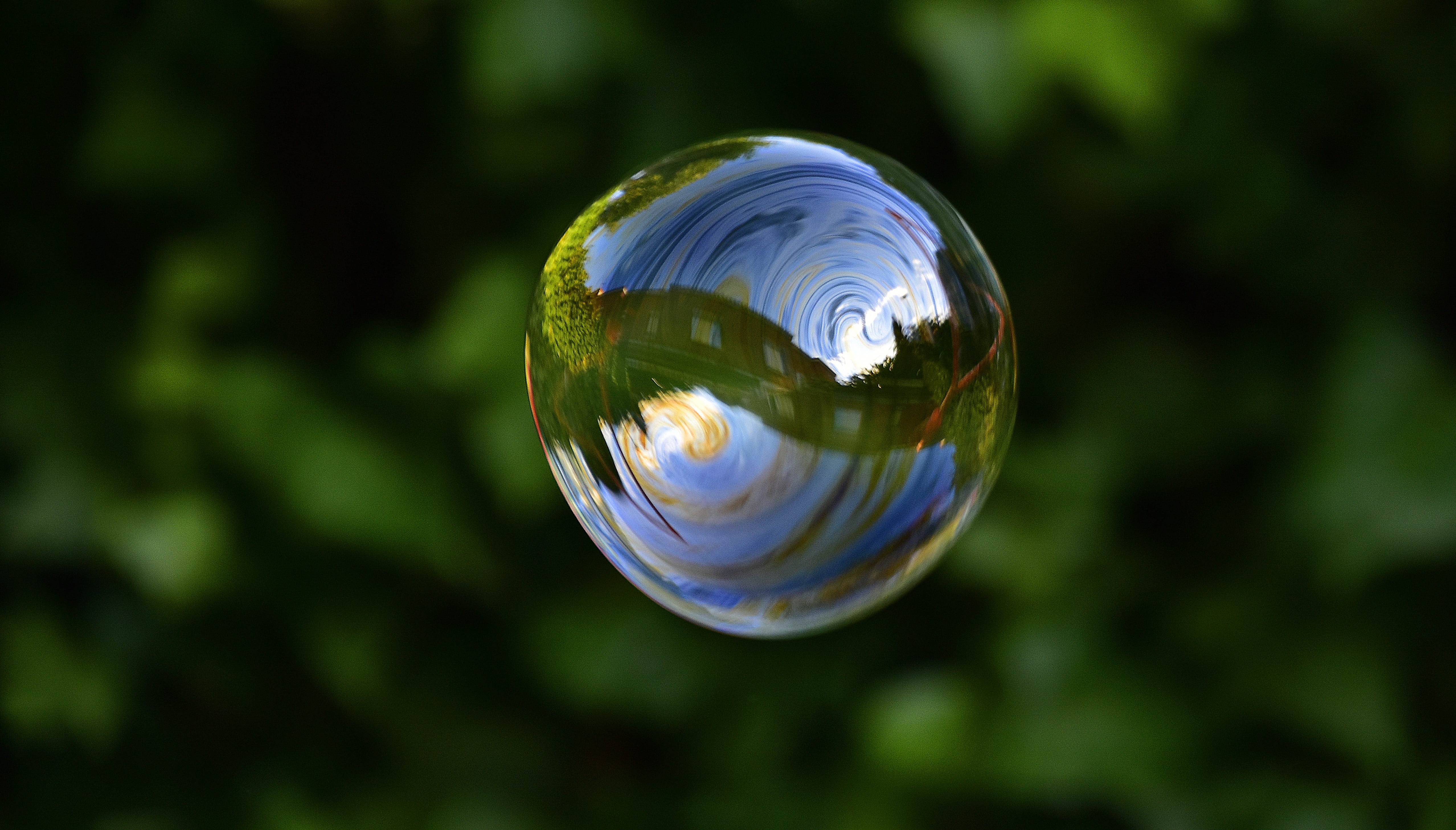 soap bubbles, float, reflection, fun, weightless, sphere, close-up