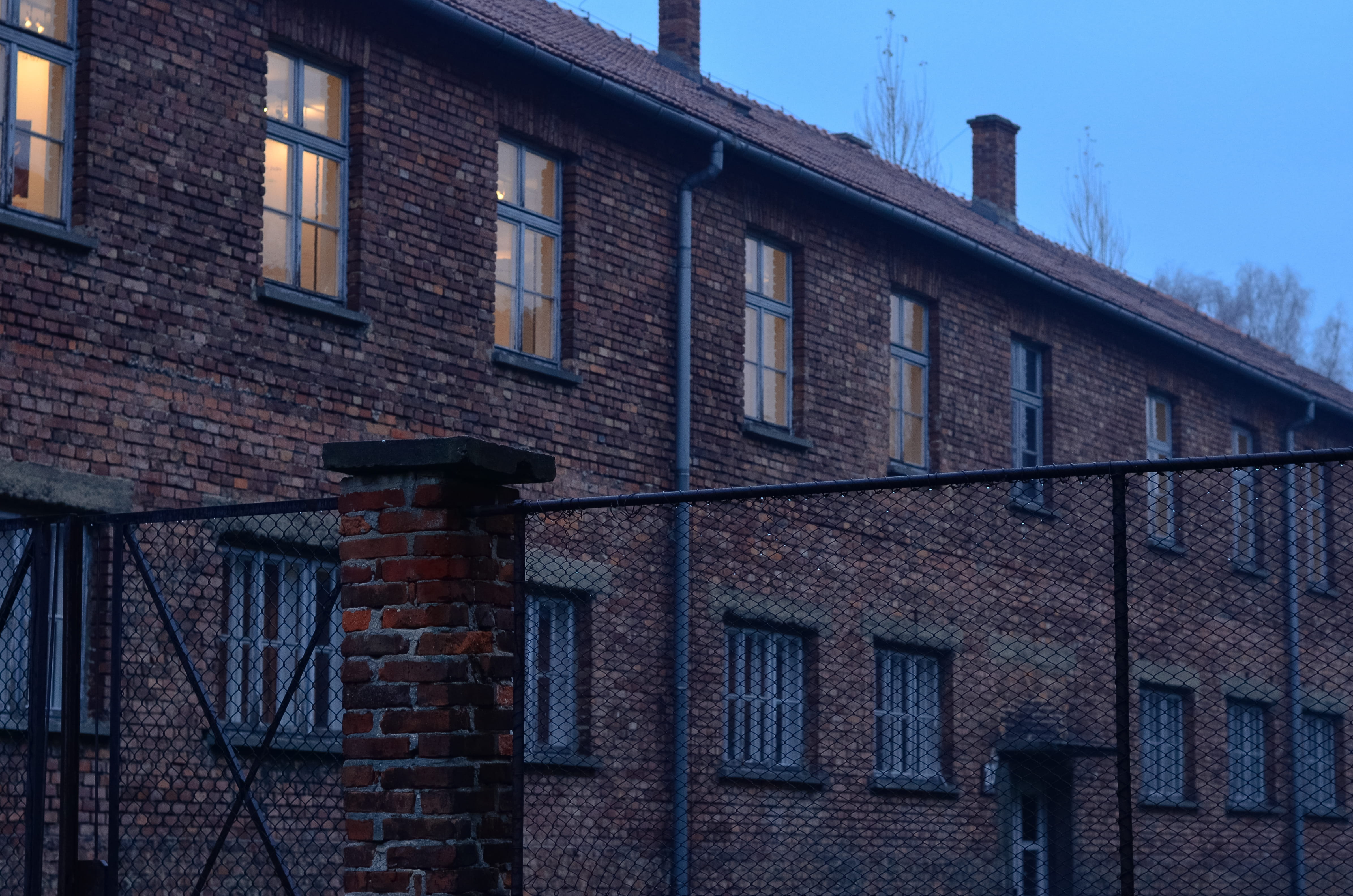Brown Concrete Building, architecture, brick wall, bricks, daylight