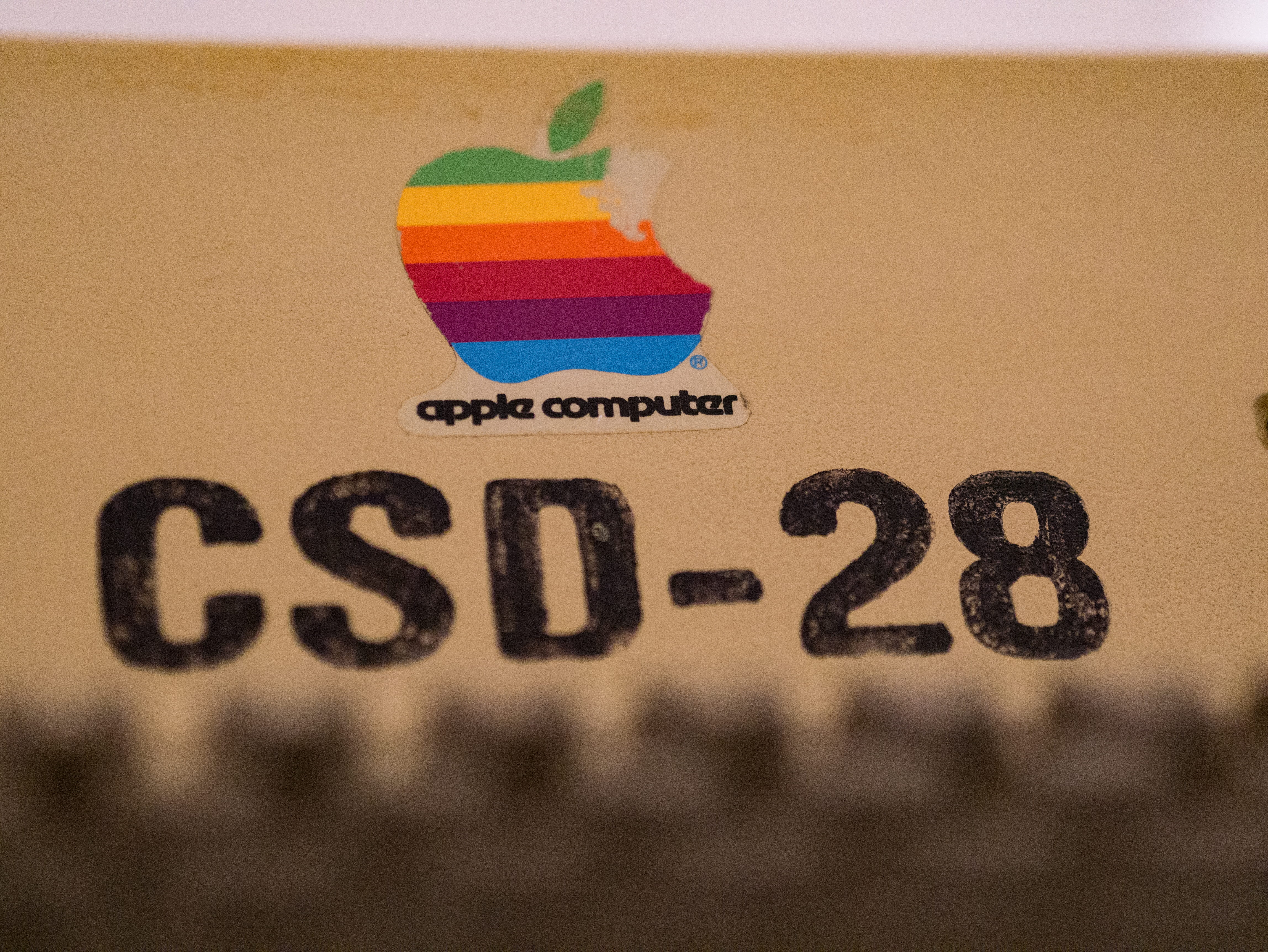 apple, computer, it, text, western script, communication, close-up