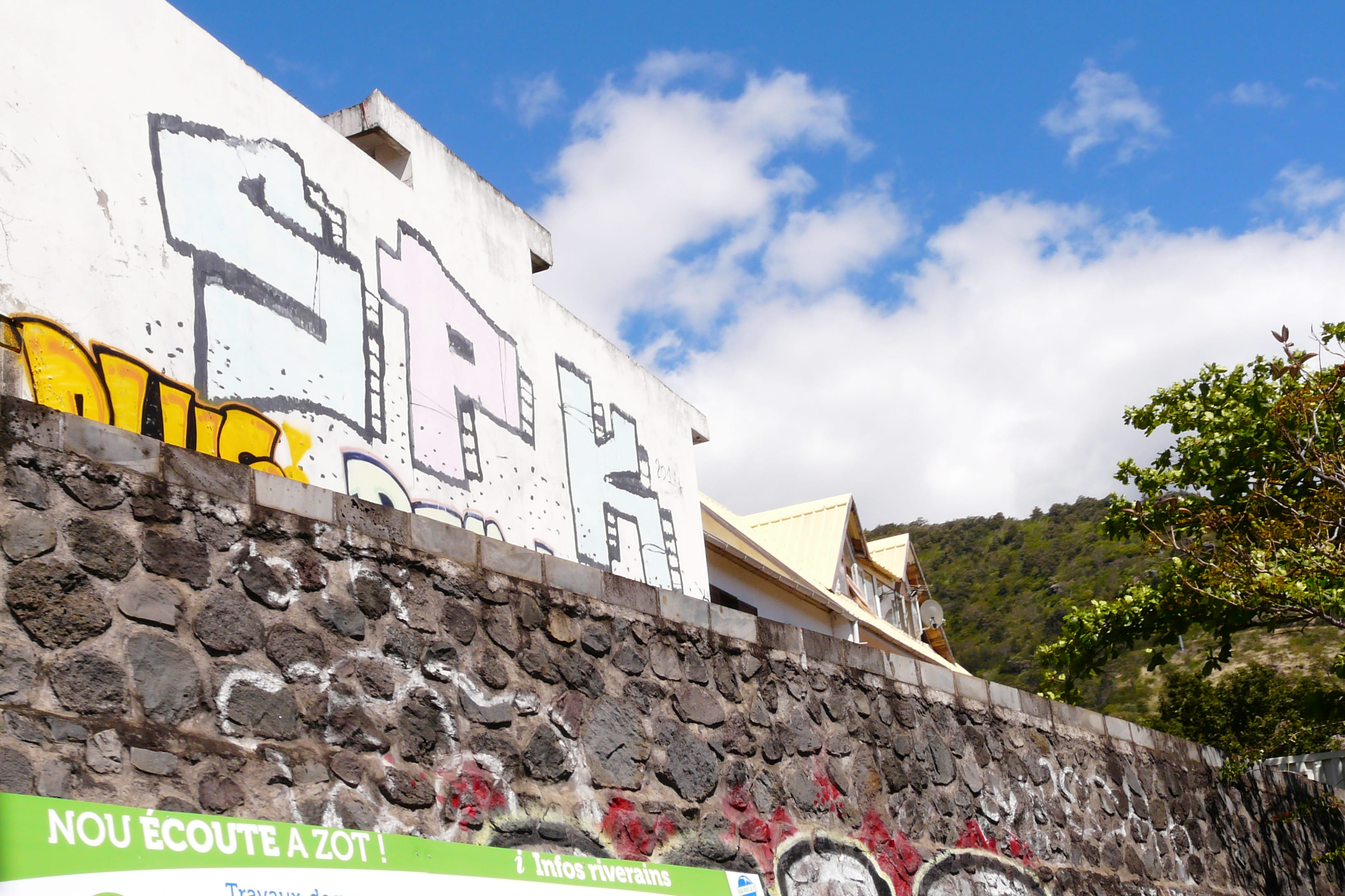 graffiti, sky, architecture, building exterior, built structure