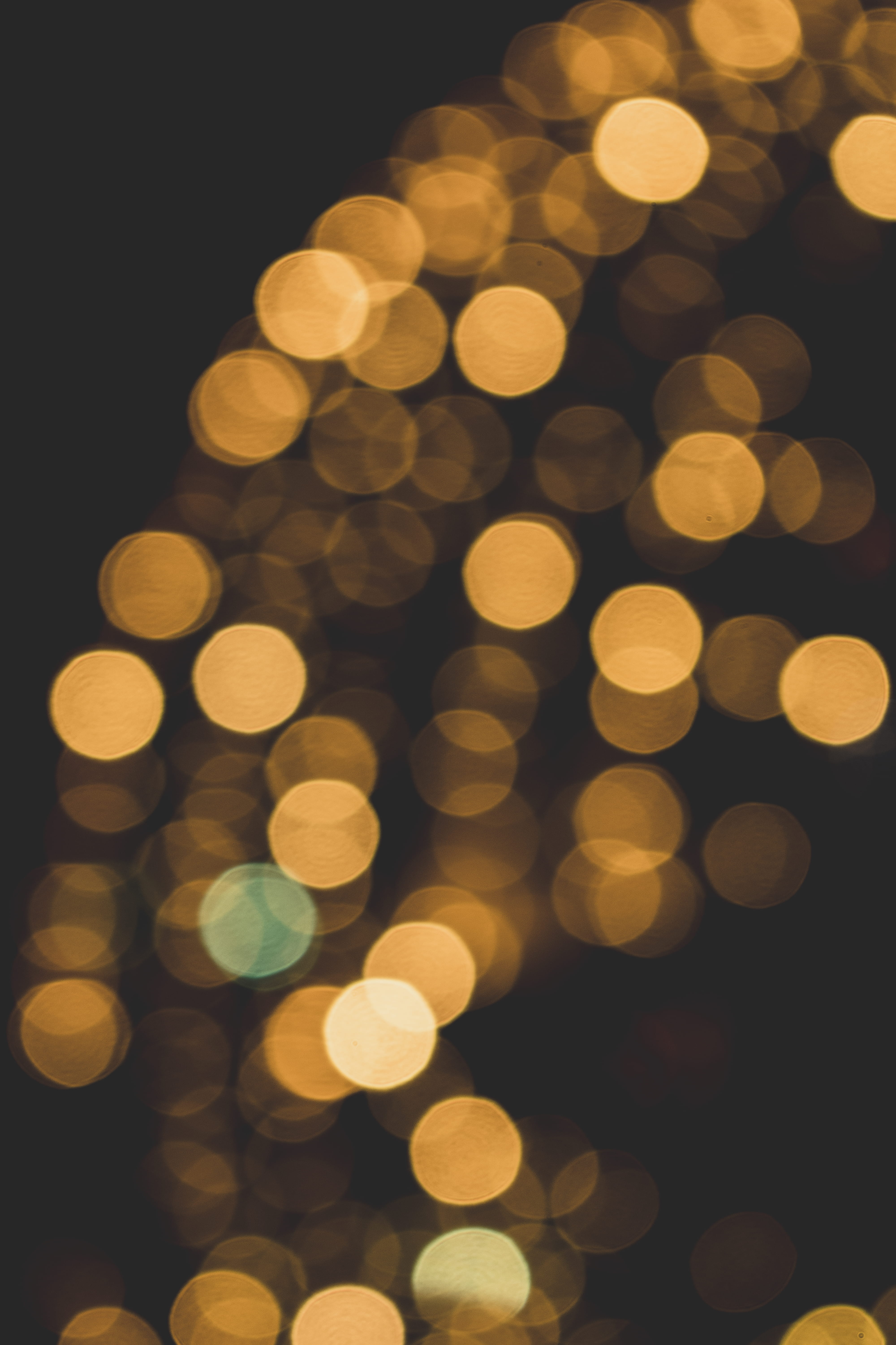 yellow bokeh lights, defocused, illuminated, circle, geometric shape