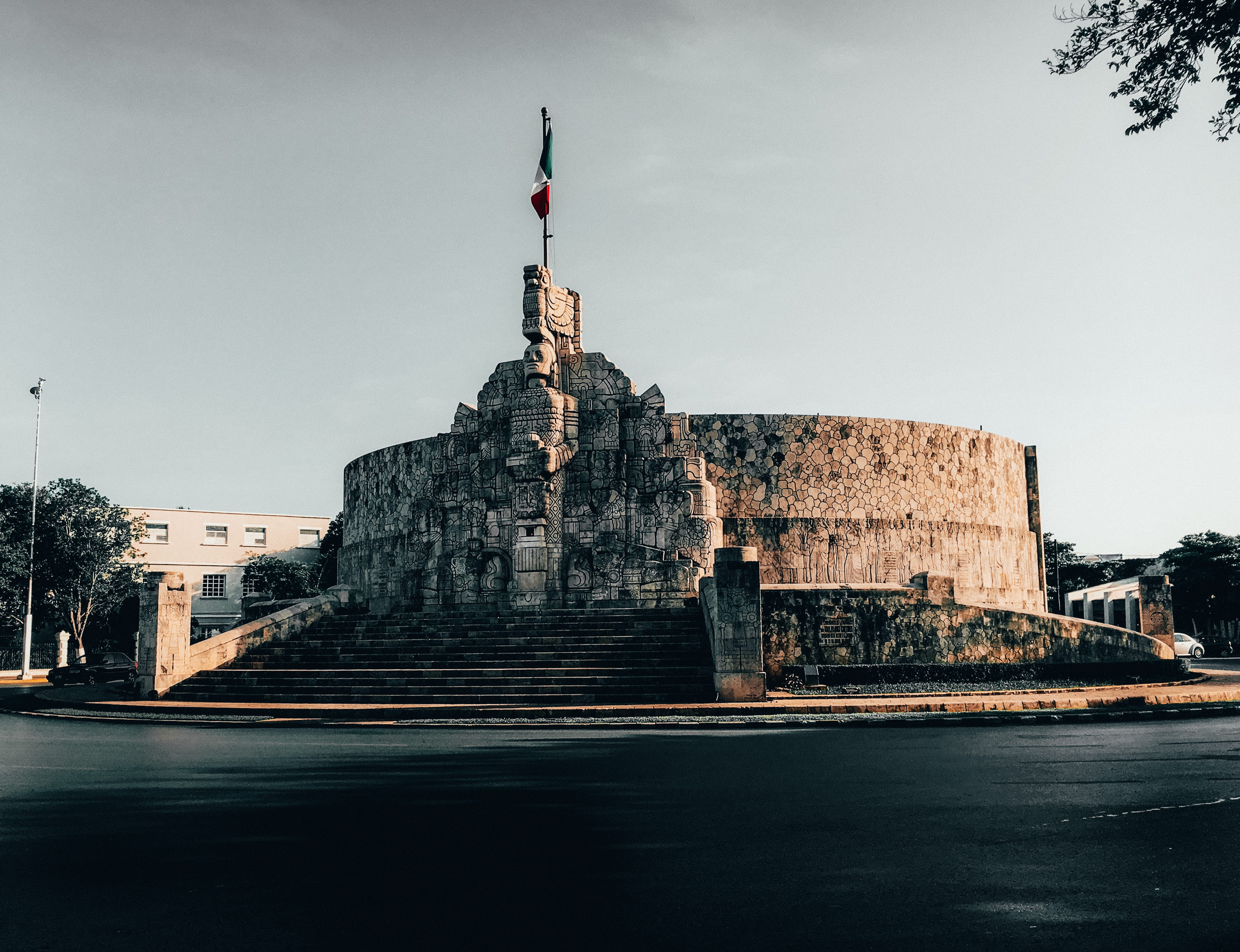 round white building, architecture, built structure, building exterior
