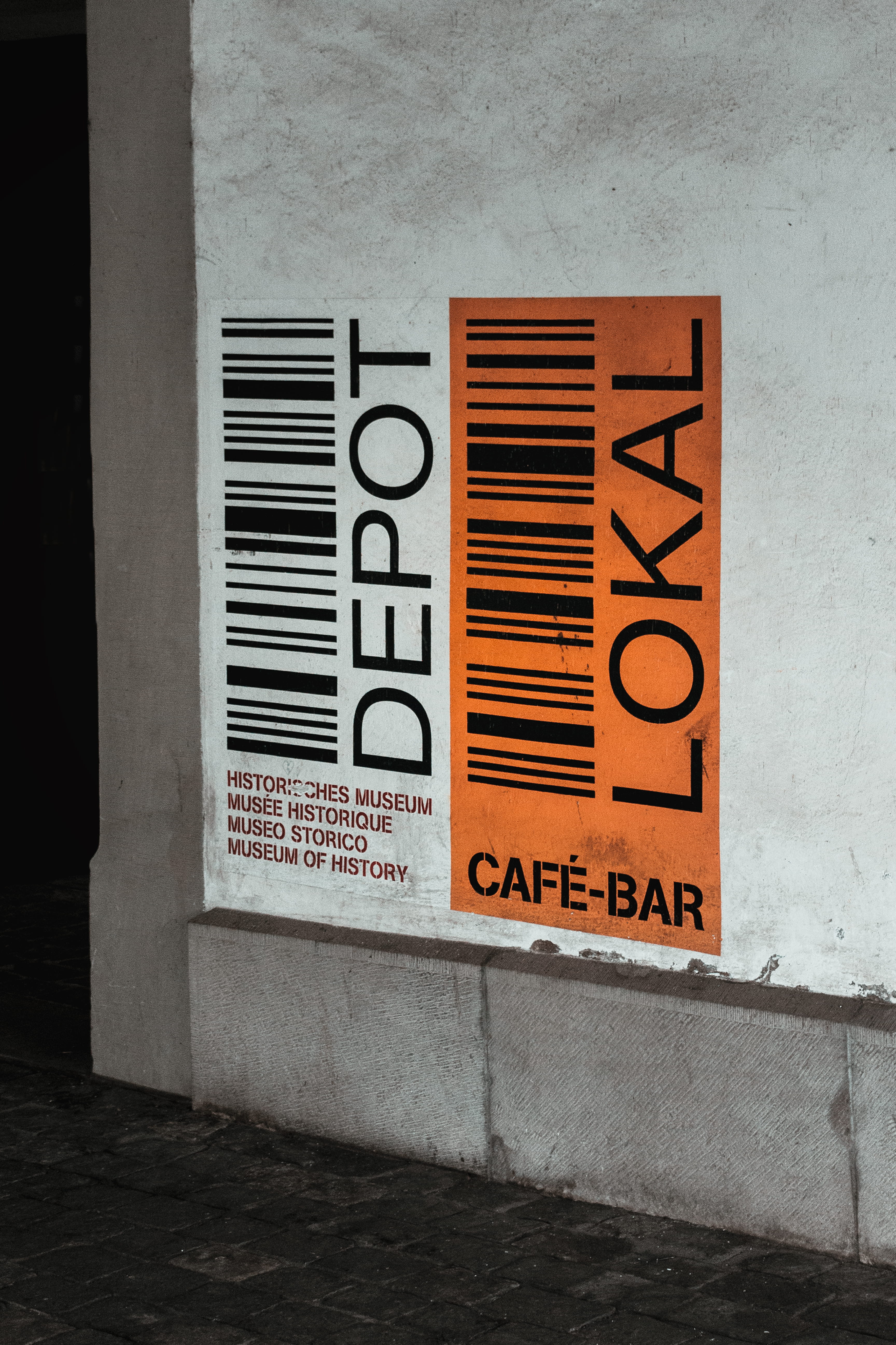 text, symbol, sign, desaturated, wall, architecture, texture