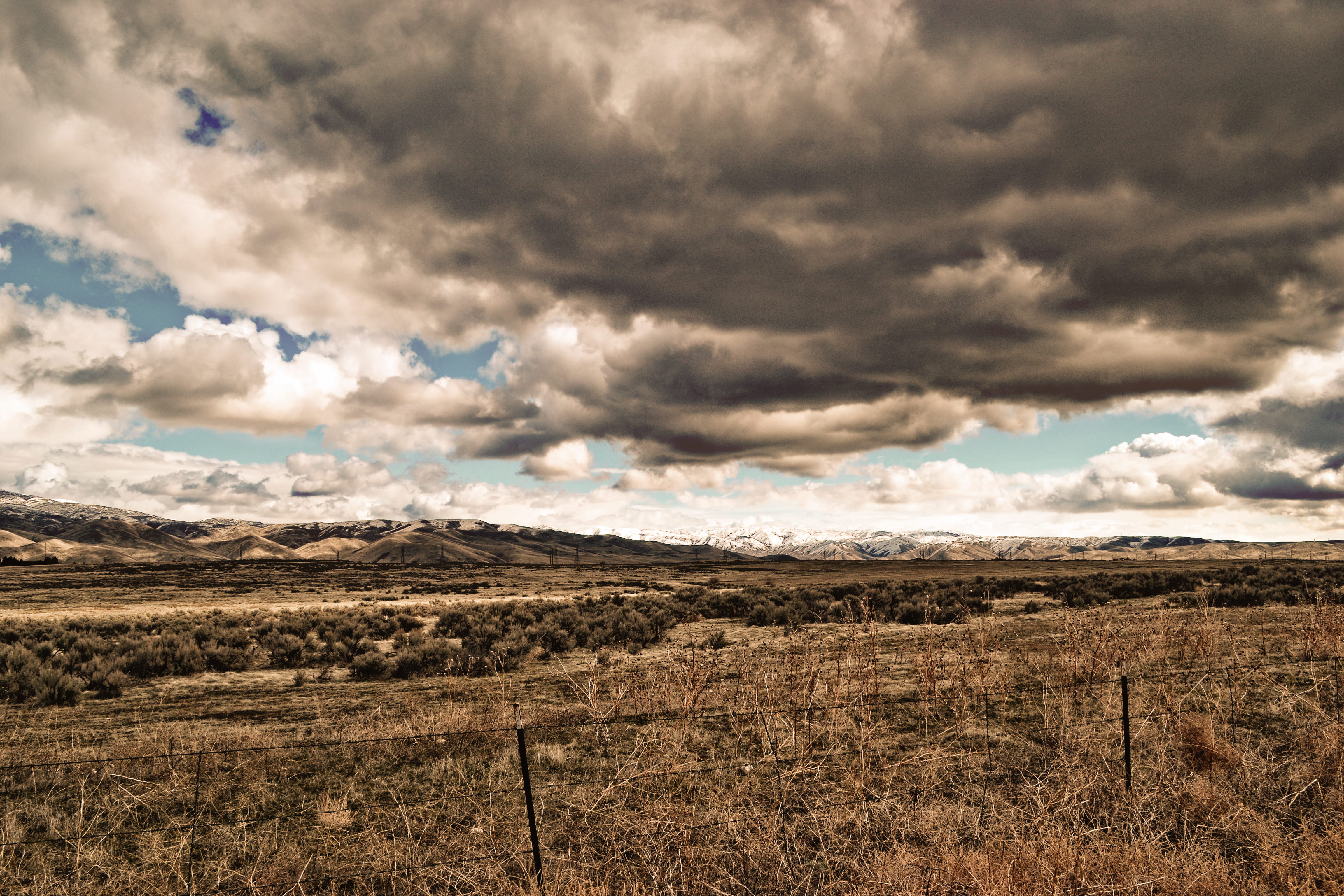 Green Grass Field Under Cloudy Sky, cloudiness, clouds, daylight
