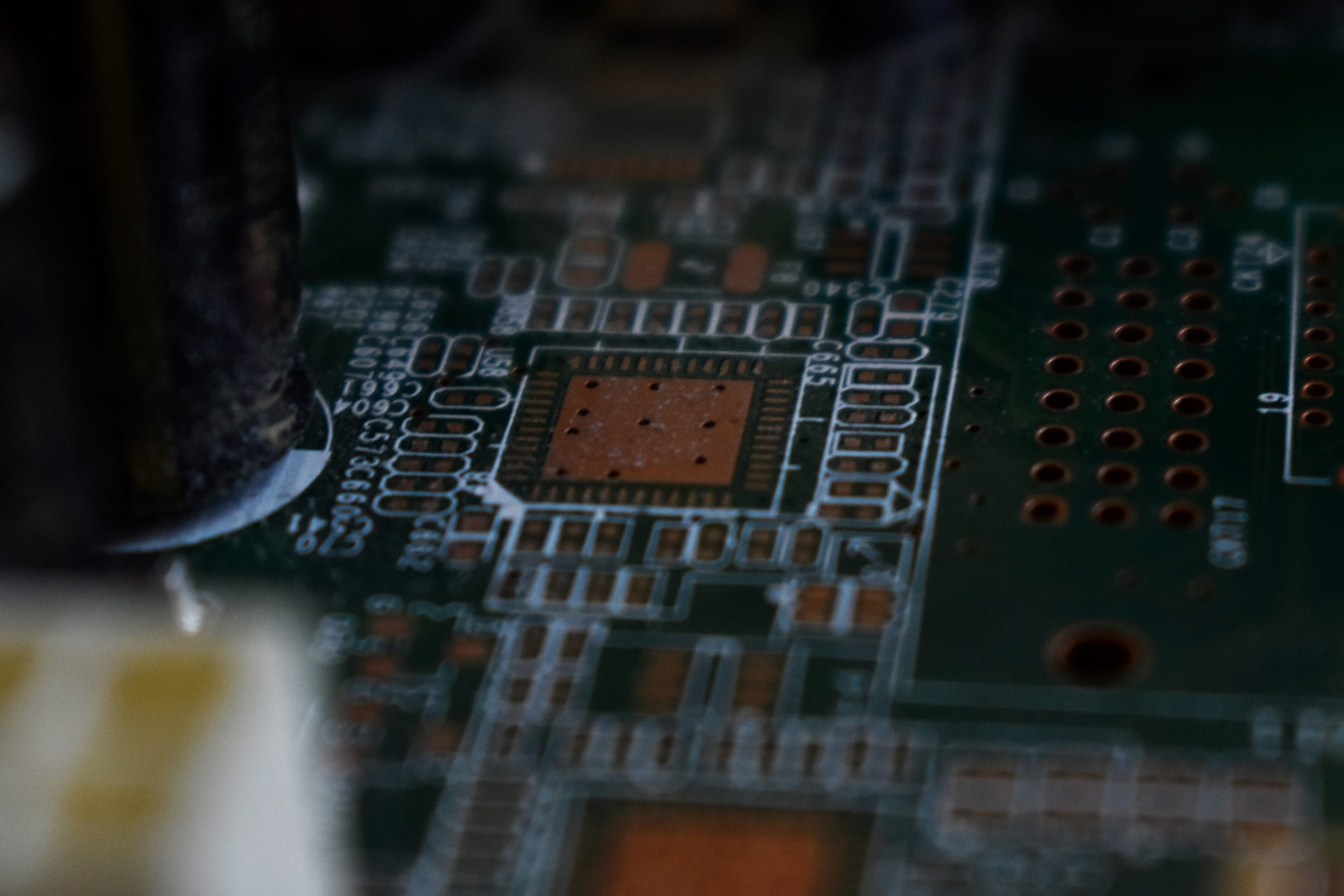computers, tech, motherboard, chips, copper, selective focus