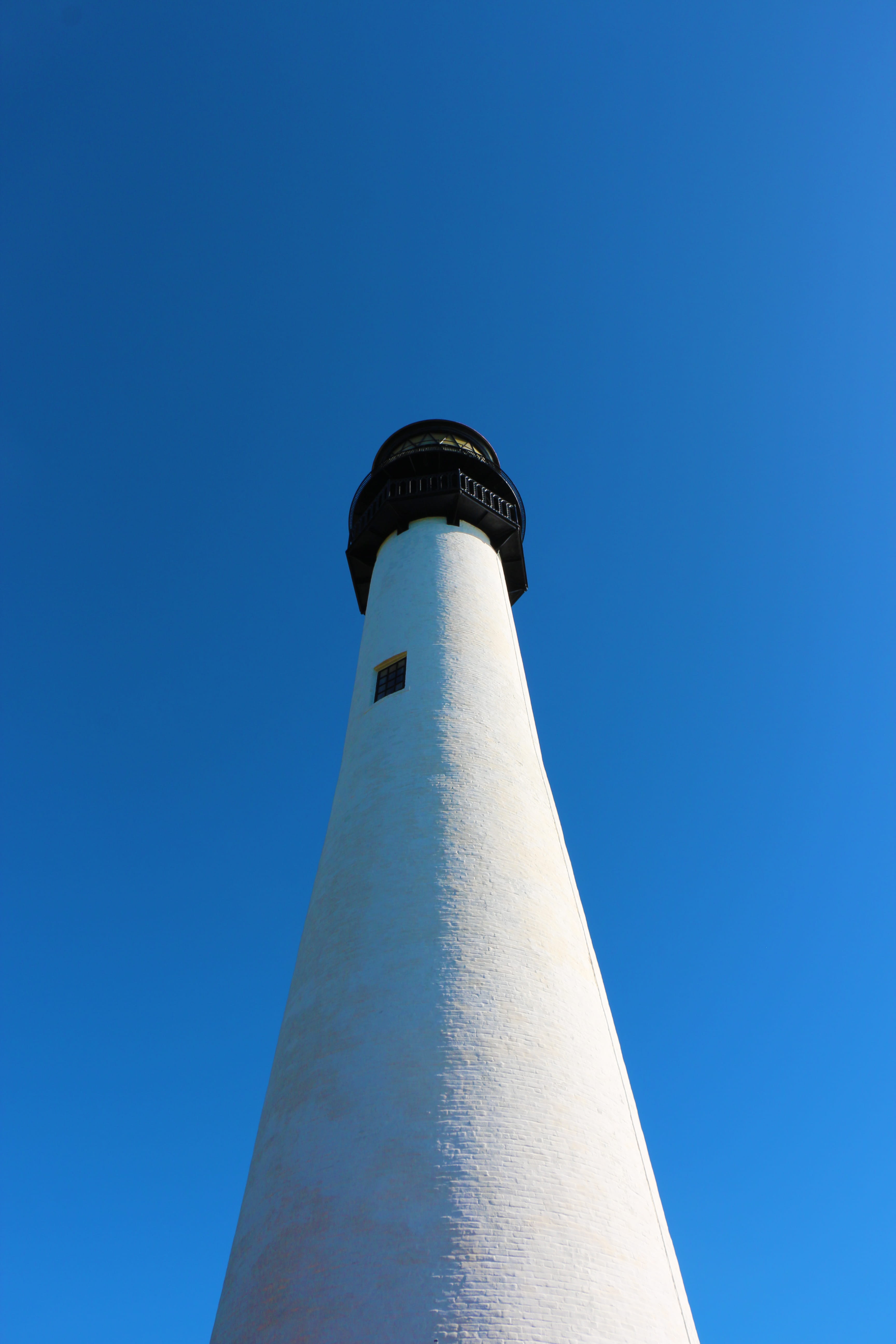 sky, blue, light, house, low angle view, architecture, clear sky