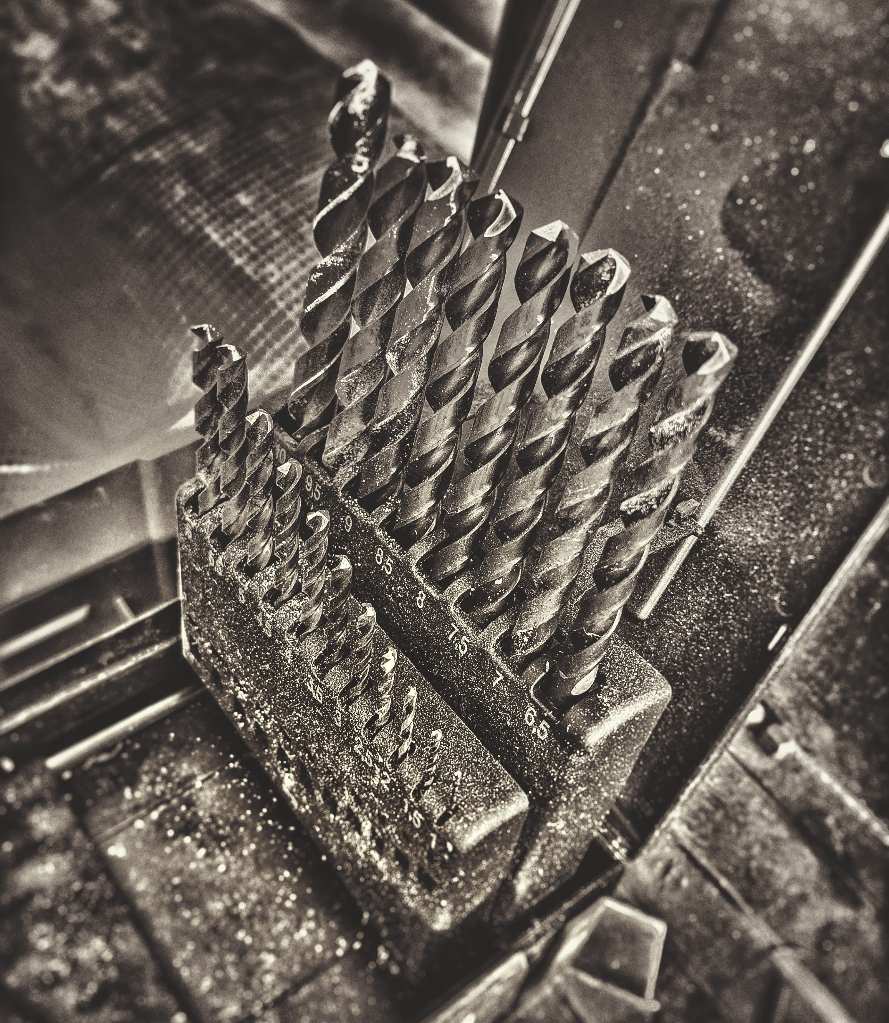 tool, drill, box, diy, drilling, dirt, black-and-white, work
