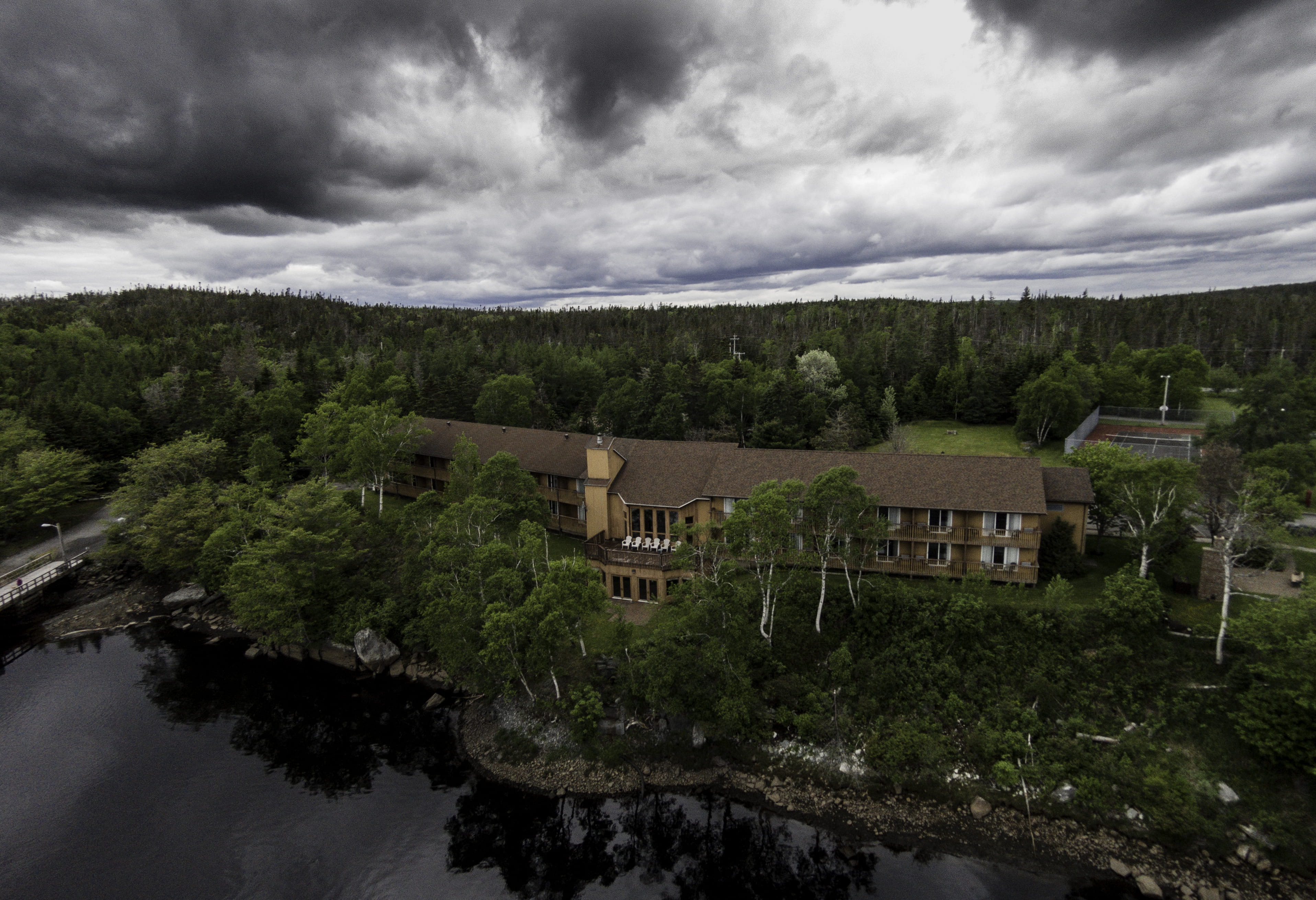 lodge, cloud - sky, tree, plant, architecture, built structure