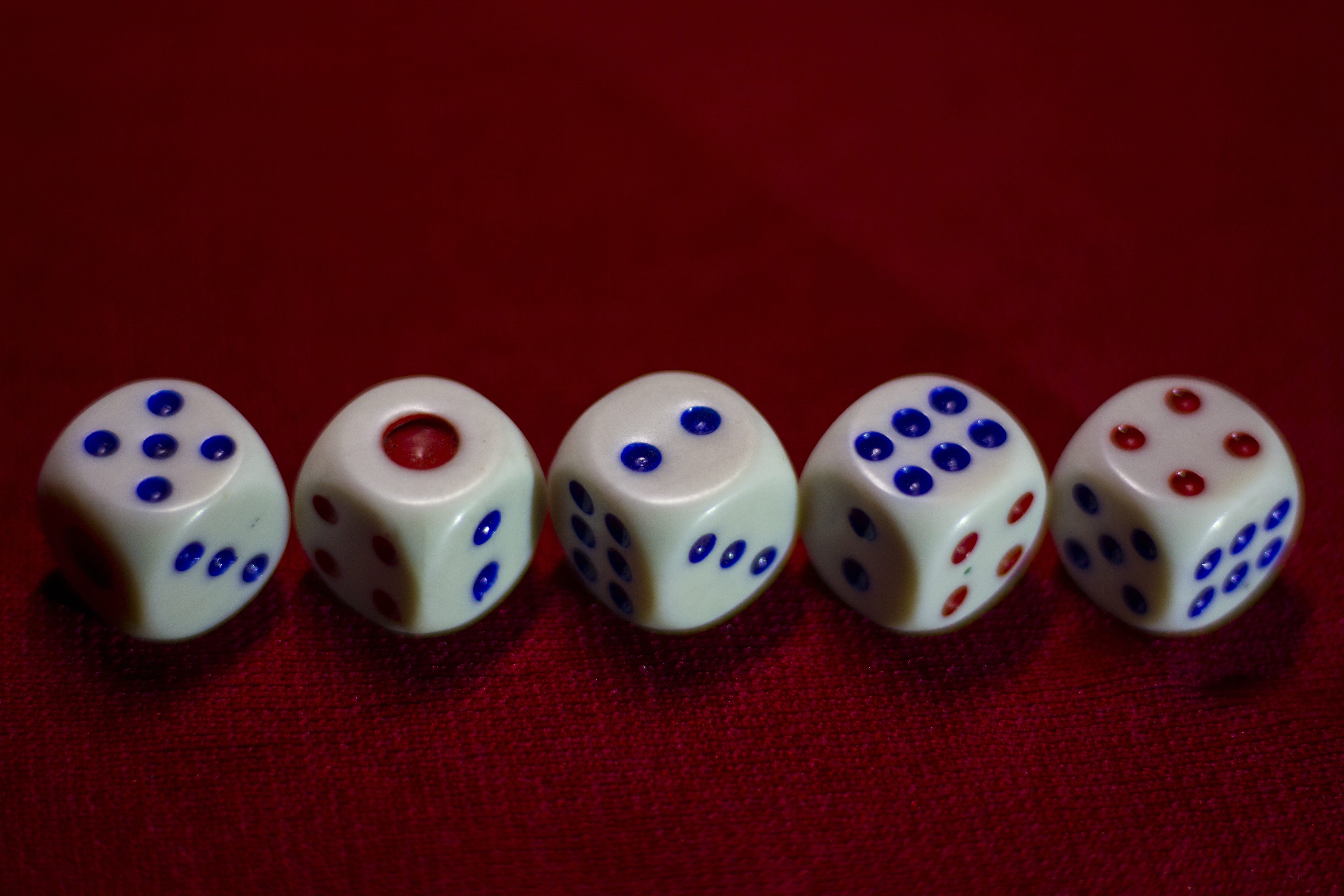 dice, probability, game, chance, luck, gamble, fun, five, red