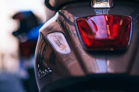 Vespa Scooter Love, close-up, mode of transportation, motorcycle HD wallpaper