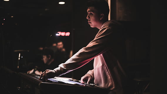 man playing DJ controller, human, person, musician, musical instrument HD wallpaper