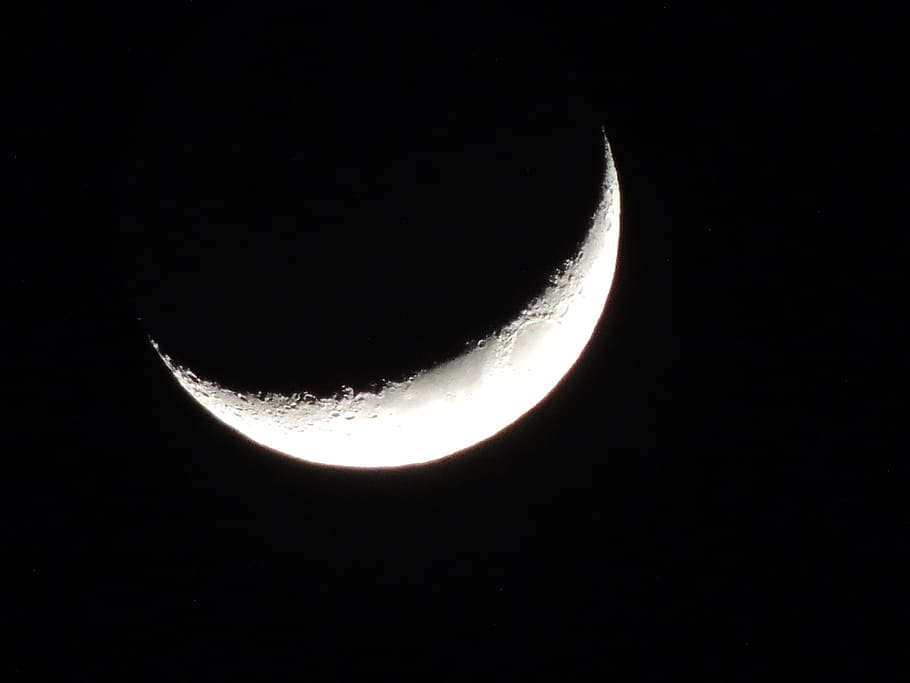 moon, crescent moon, night sky, superzoom, astrophotography HD wallpaper