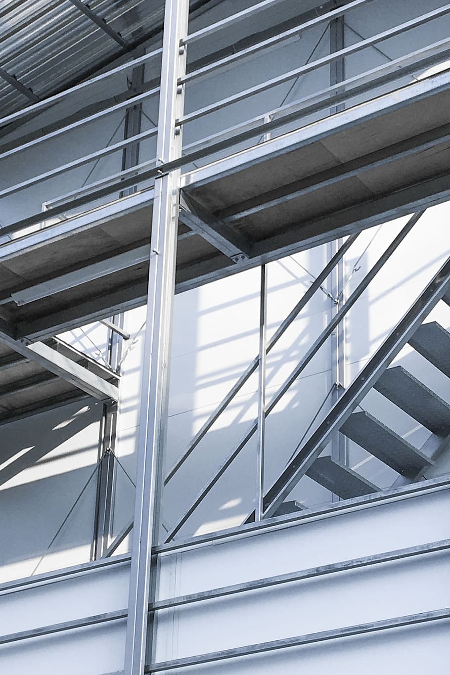 Gray Steel Ladder, architectural design, architecture, building HD wallpaper