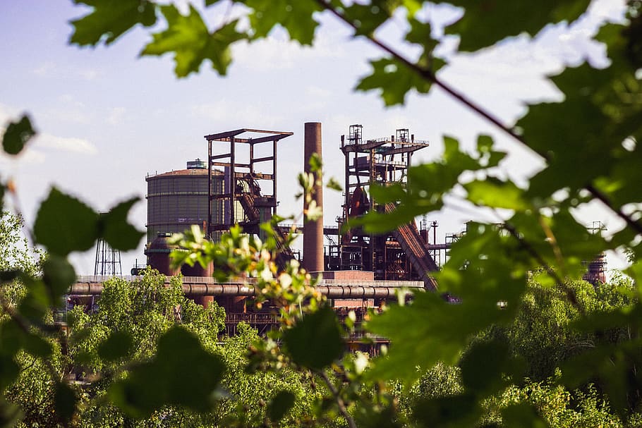 Corroded Industrial Factory, colors, daytime, environment, green HD wallpaper