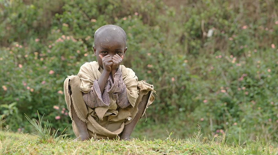 rwanda, gentle, poor, innoscent, child, green, brown, love HD wallpaper