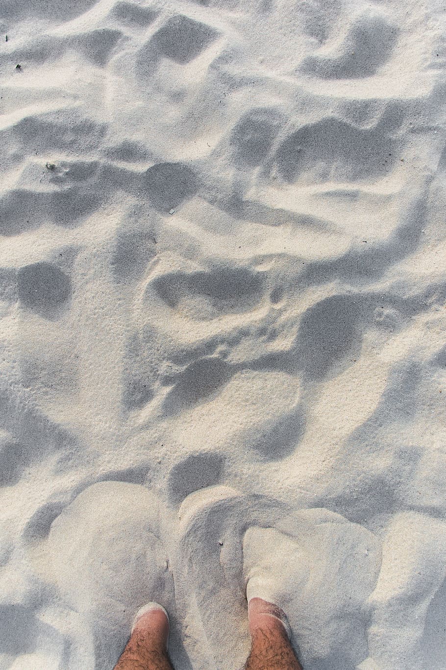 sand, foot, beach, beaches, sandy, footsteps, tracks, human leg HD wallpaper