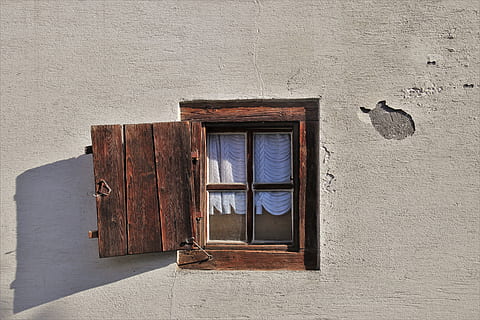 monument, old windows, shutters, window sill, building, facade HD wallpaper