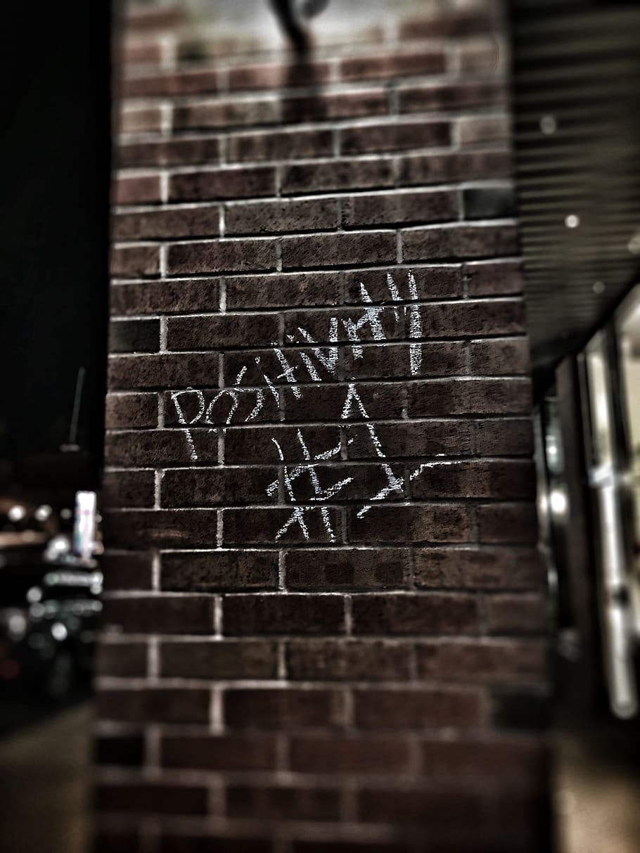Shallow Focus Photography of Positivity #1, brick walls, bricks HD wallpaper