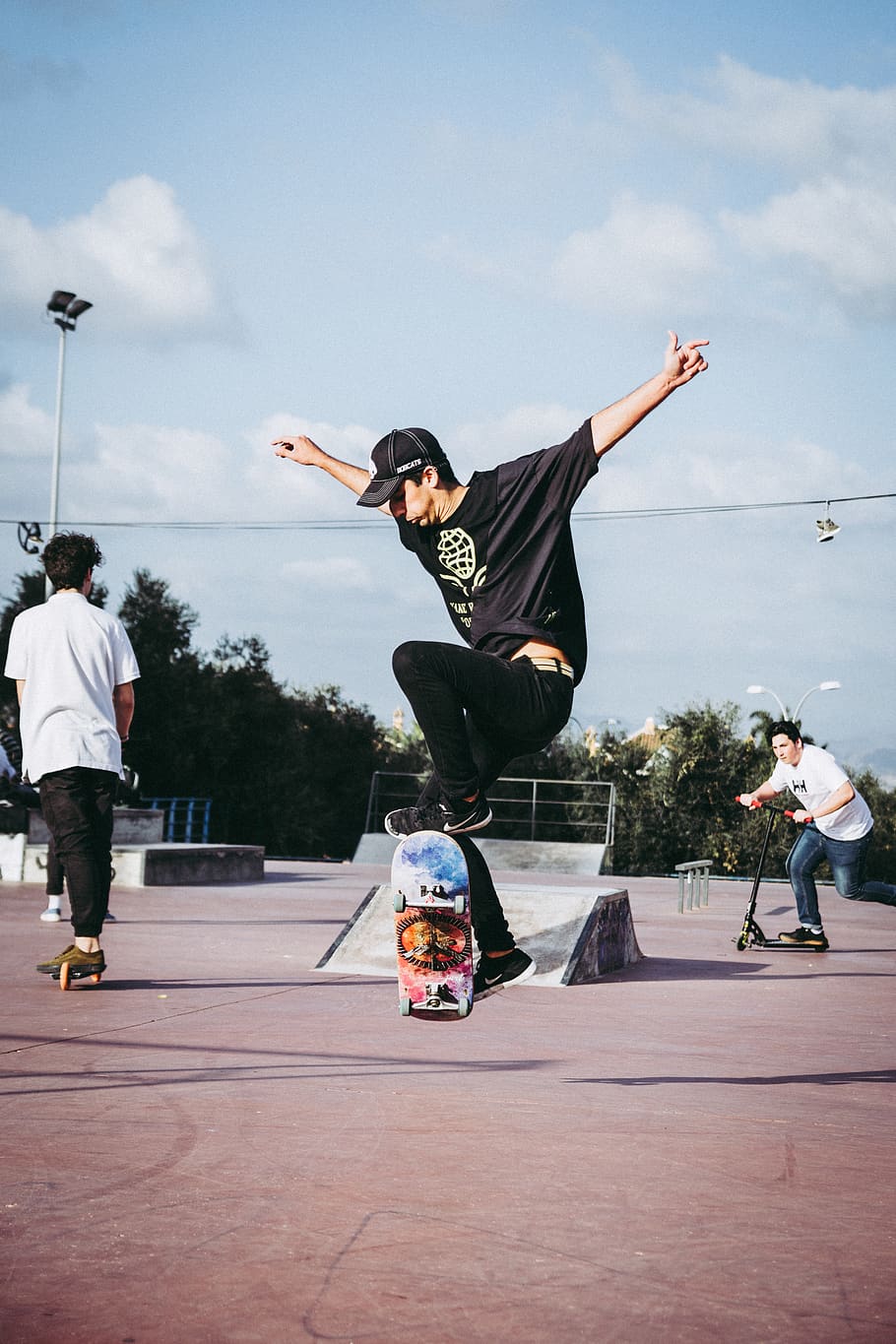 man playing skateboard outdoor, person, human, sport, sports HD wallpaper