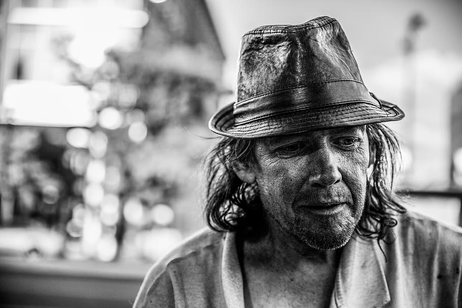person, man, homeless, dirty, portrait, black and white, hat, HD wallpaper