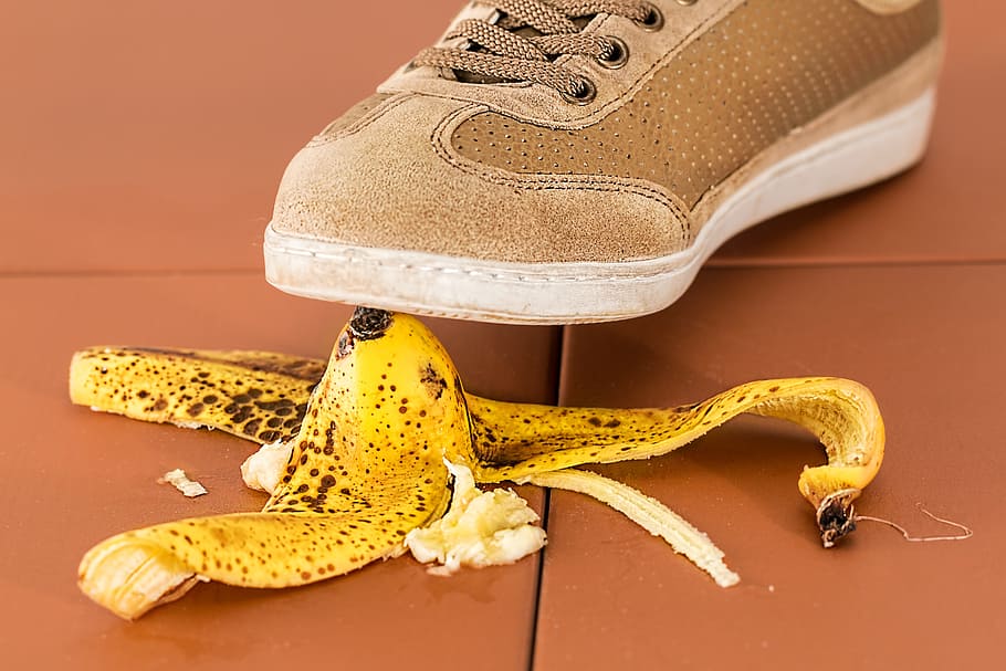 fall, falling, slip, banana, slippery, shoe, yellow, studio shot HD wallpaper