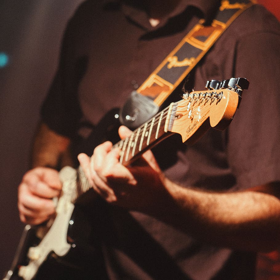 man playing guitar, leisure activities, musical instrument, electric guitar HD wallpaper