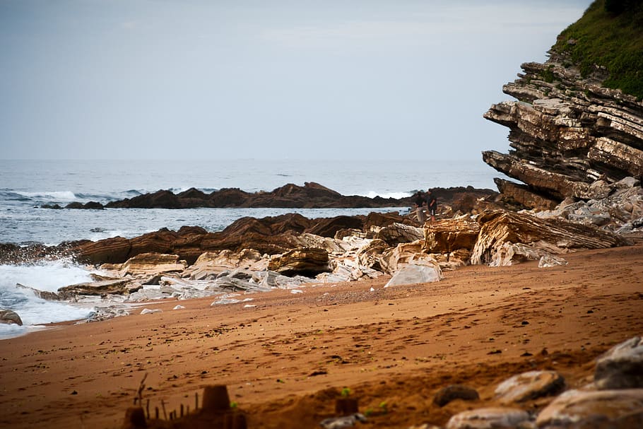 france-saint-jean-de-luz-sand-beach.jpg