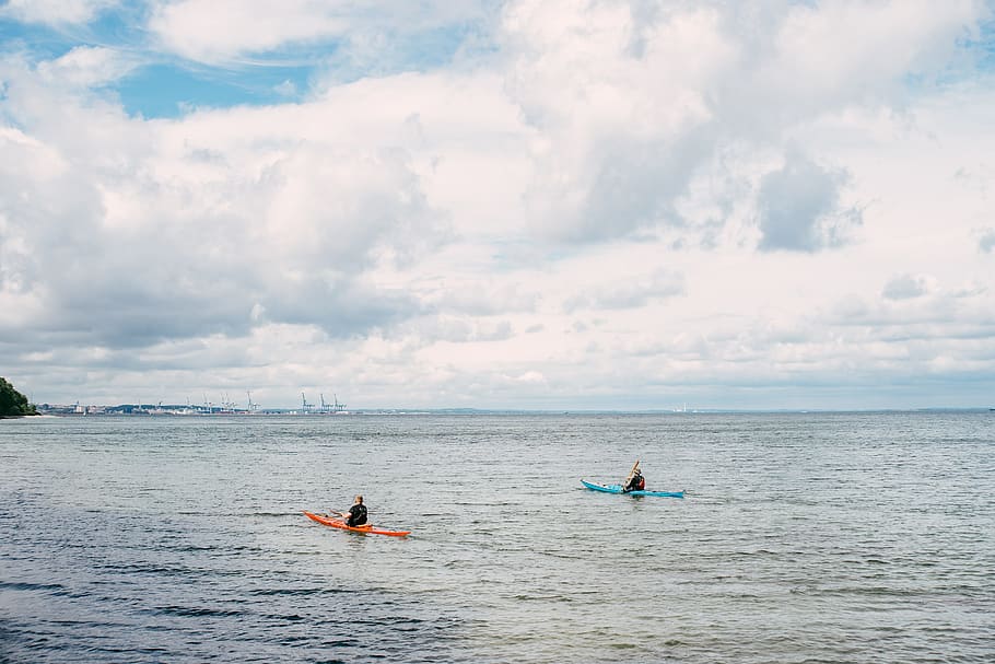 People kayaking in the sea, aarhus, active, activity, adventure HD wallpaper