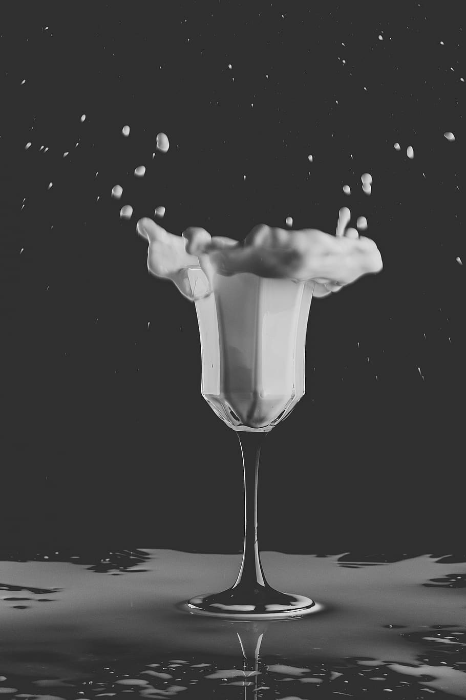 poland, warsaw, milk, dark, studio, movement, glass, studio light HD wallpaper