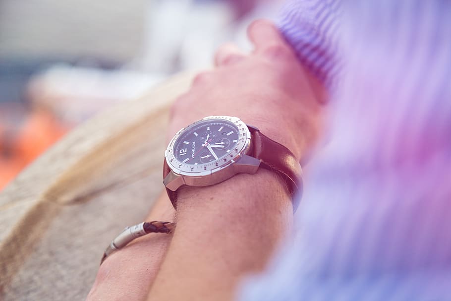 round silver-colored analog watch, human body part, time, hand HD wallpaper